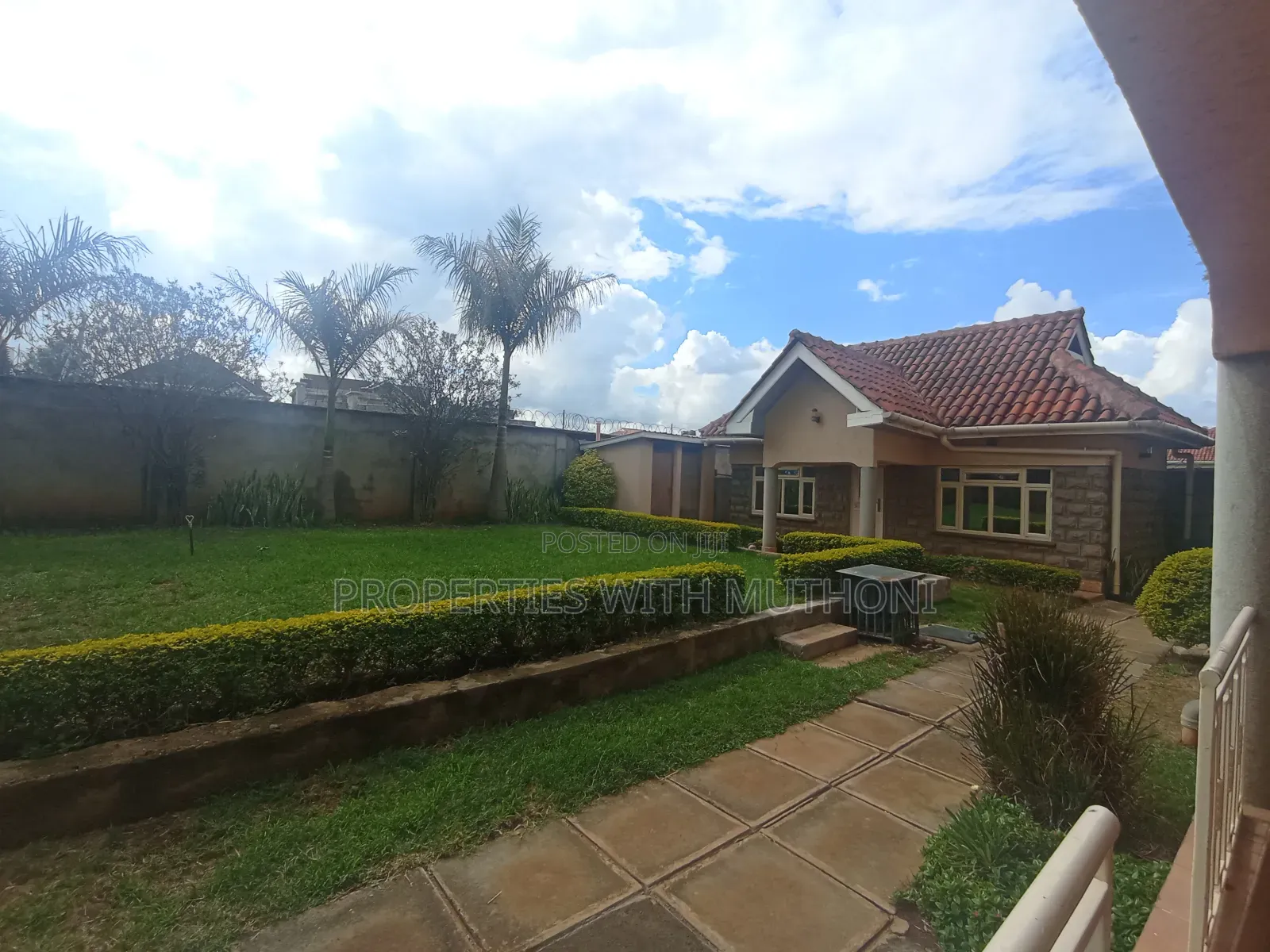 4bdrm Mansion in Rimpa for sale in Rimpa