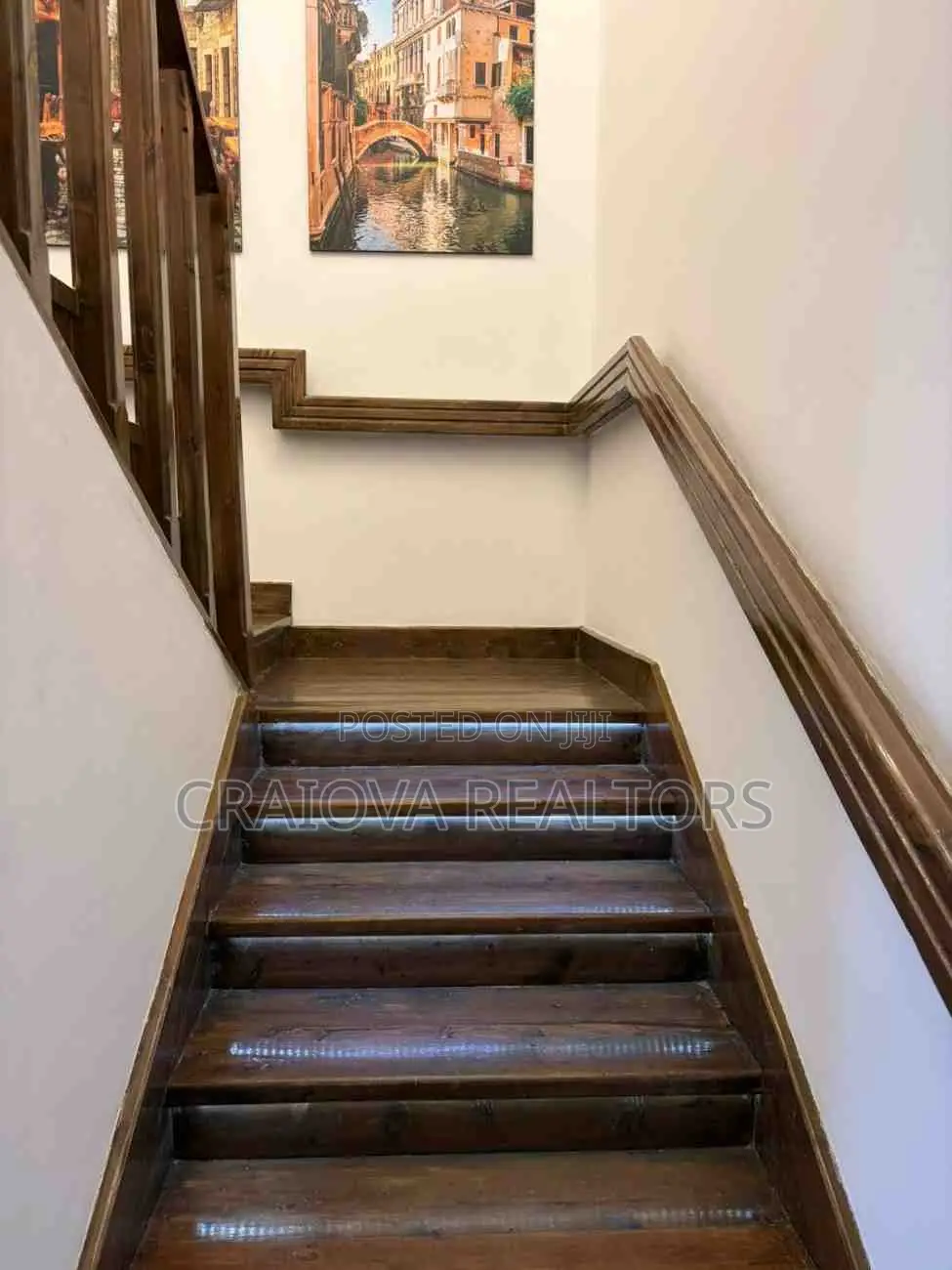3bdrm Duplex in Valley Arcade for sale in Valley Arcade