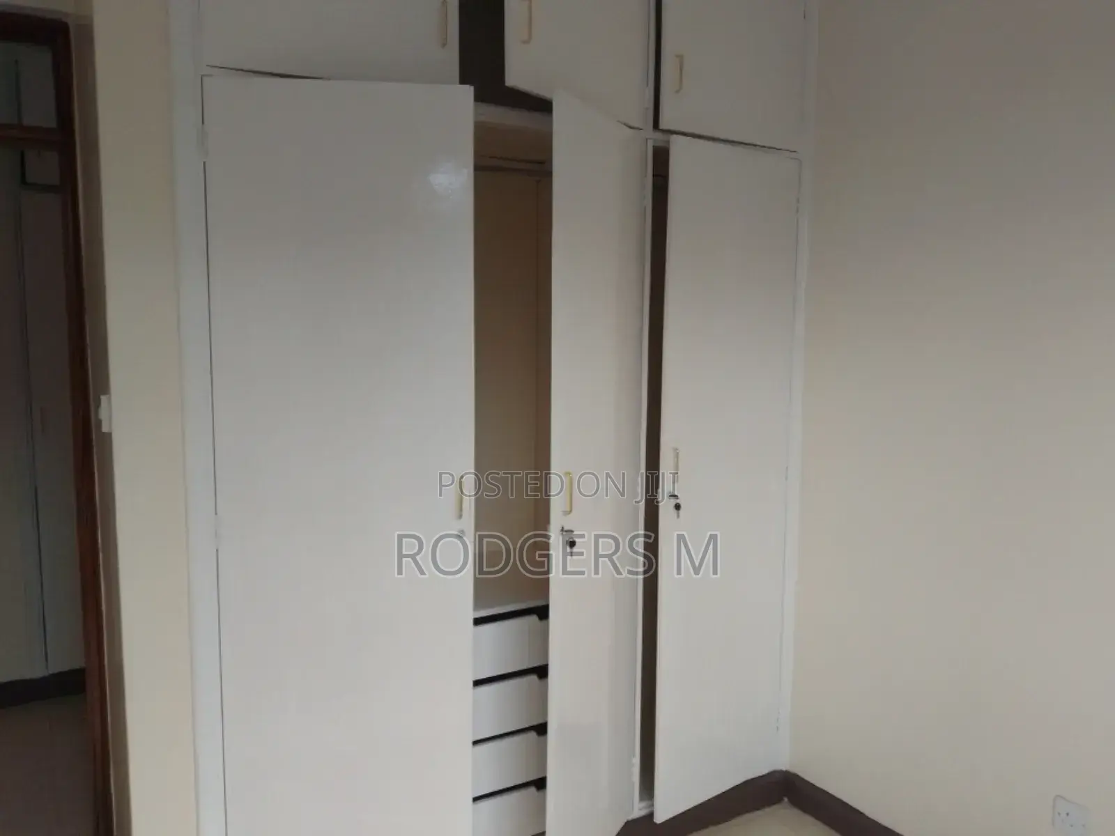 3bdrm Block of Flats in Raphta Road Area for rent in Raphta Road Area
