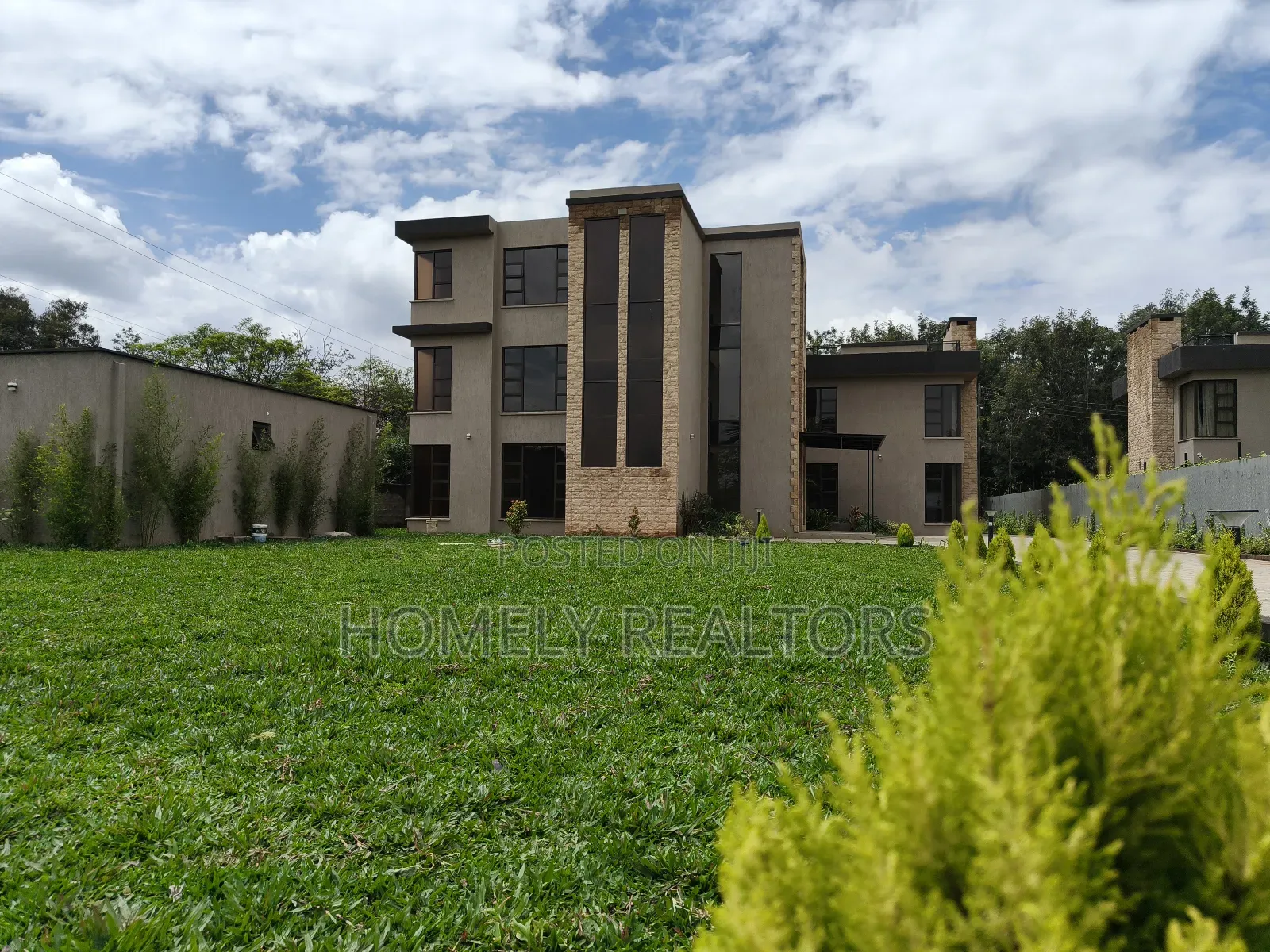 6bdrm Mansion in Karen, Nairobi for sale in Karen C
