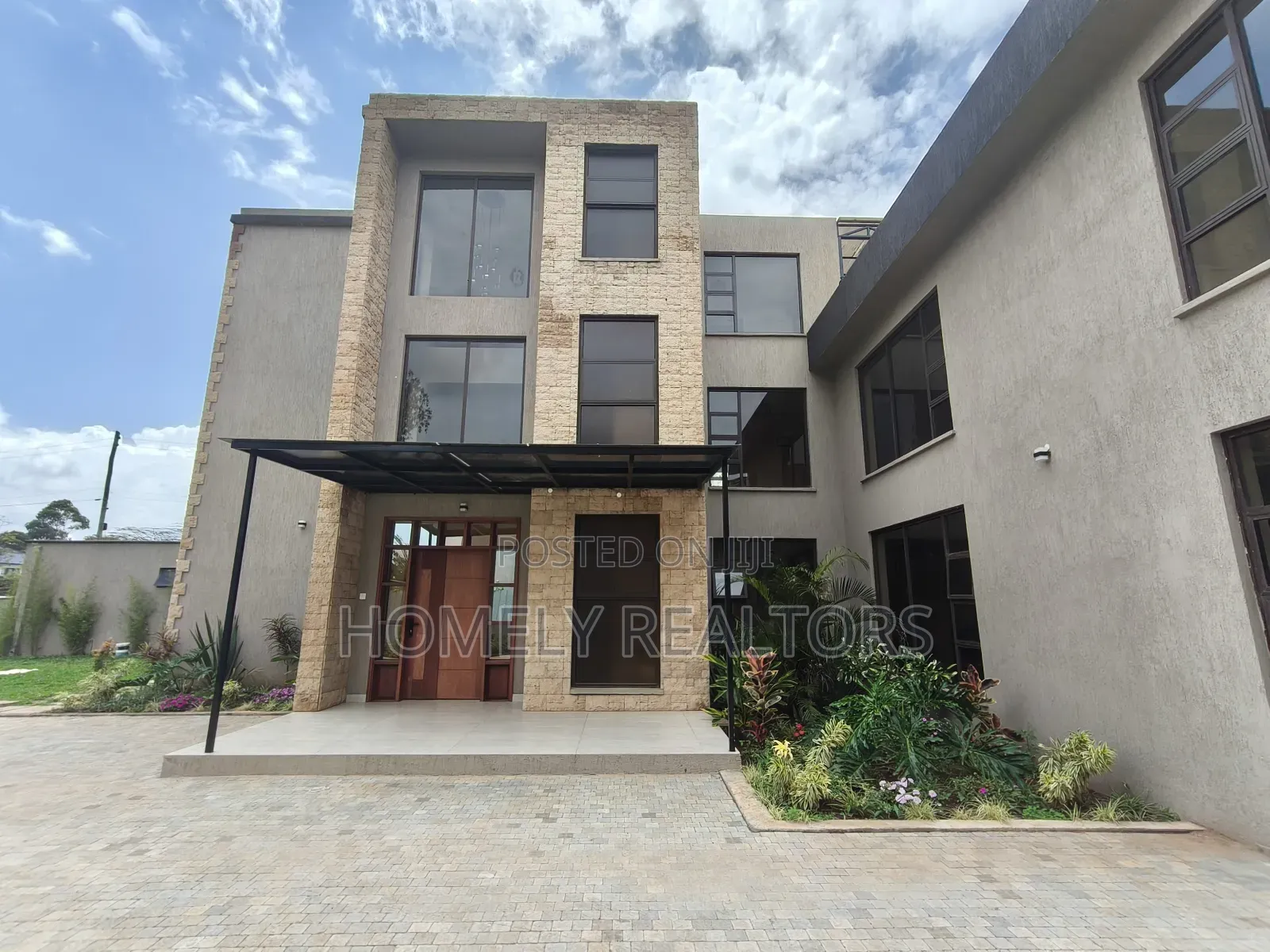 6bdrm Mansion in Karen, Nairobi for sale in Karen C