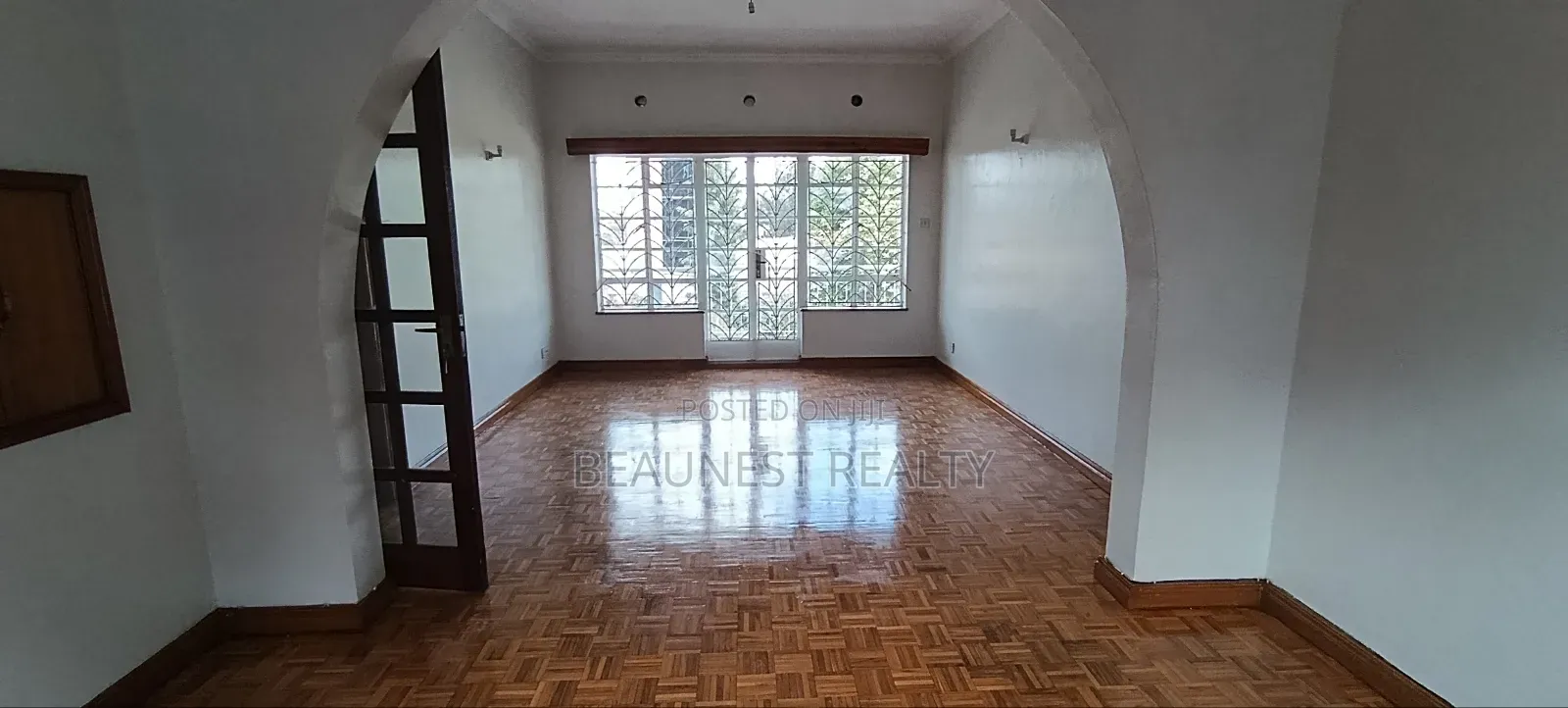2 Bedroom Apartment Office in Raphta Road Area