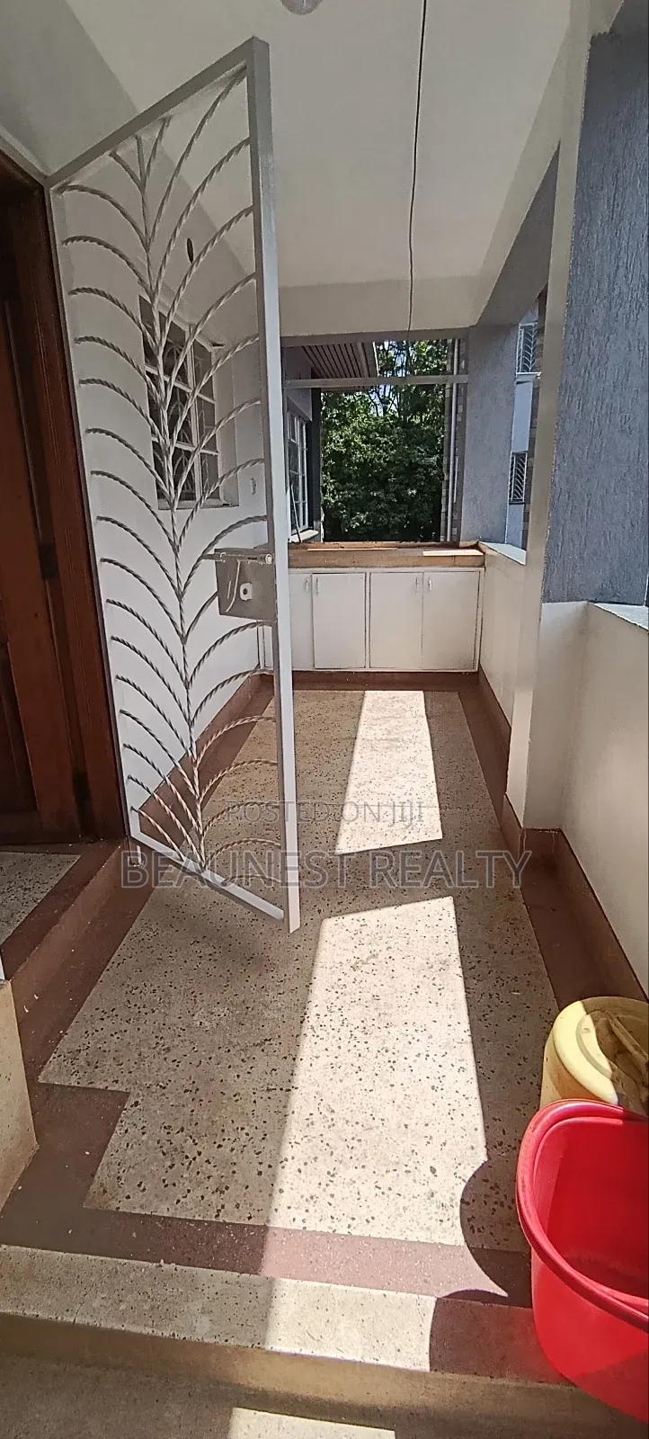 2 Bedroom Apartment Office in Raphta Road Area