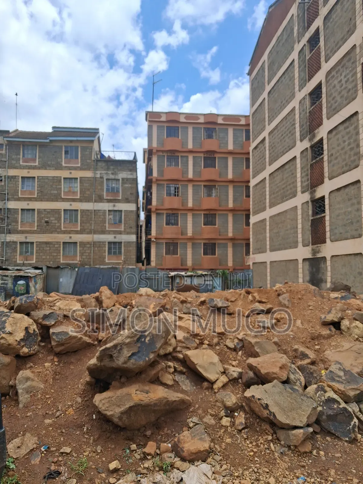 Githurai 44 Roysambu Kamiti Road 40x80 Ready Title in Githurai