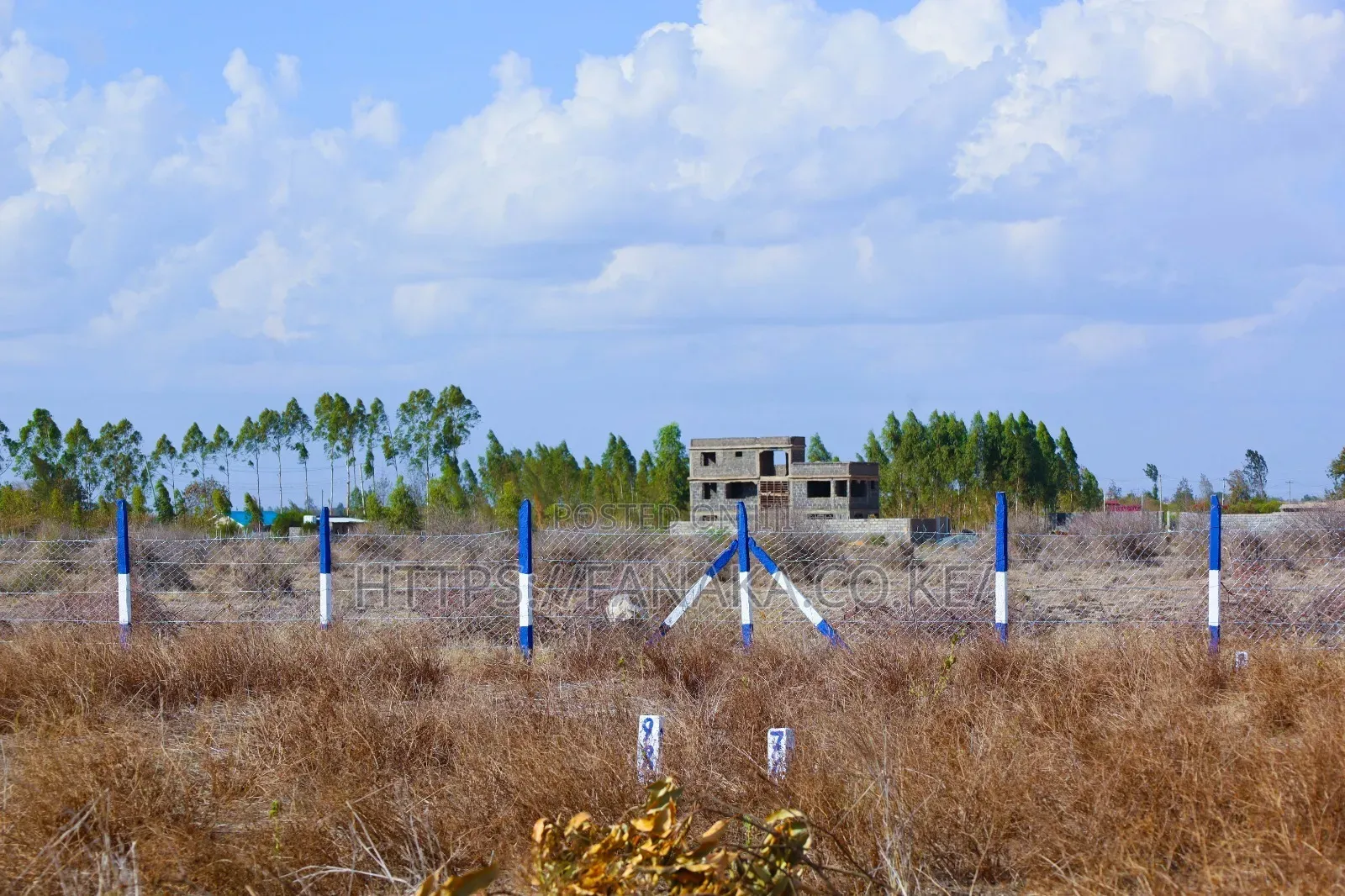 Ready to Build Plots for Sale^Ma in Kamakis