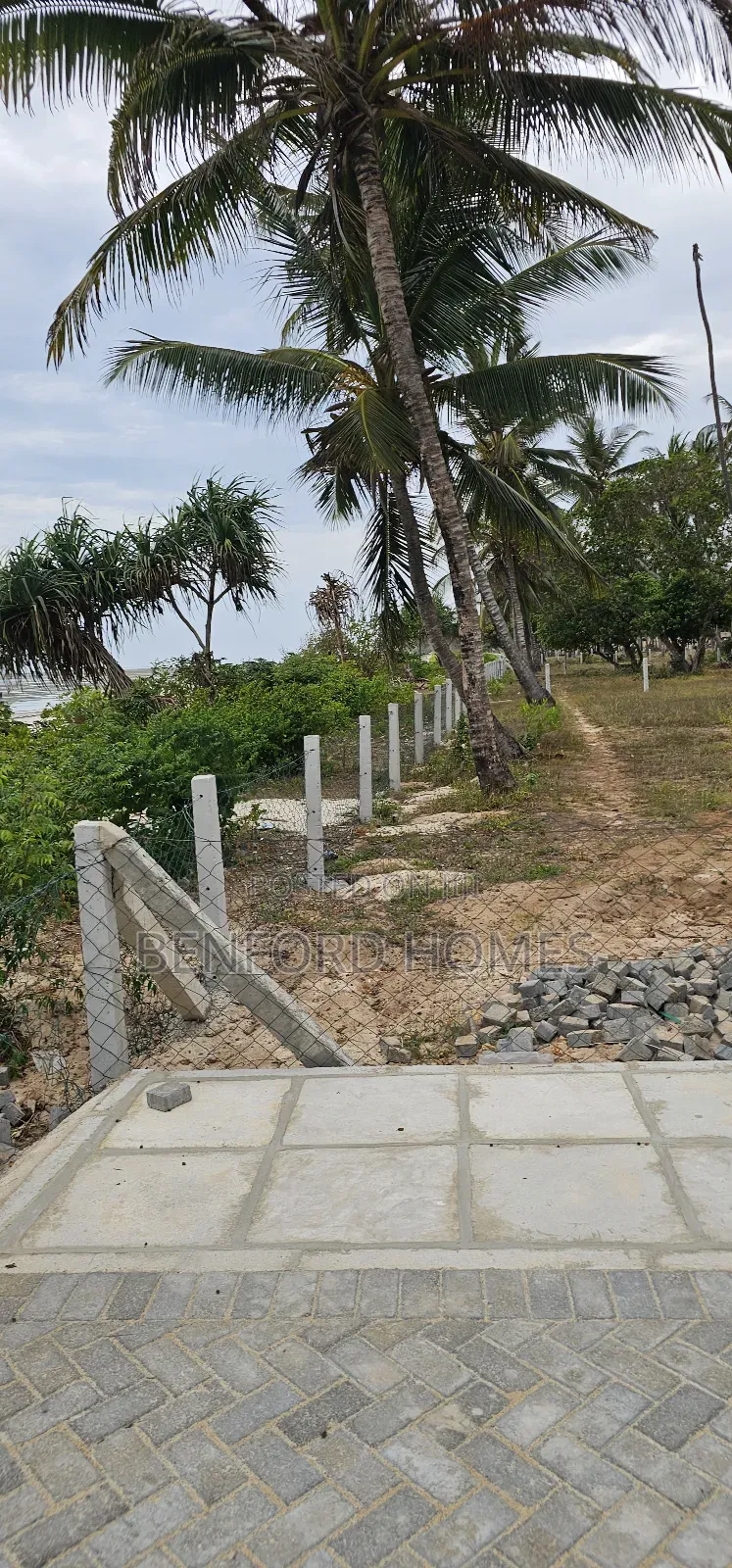 Quarter Half Acre Beach Plots on Sale Kikambala Area in Kikambala