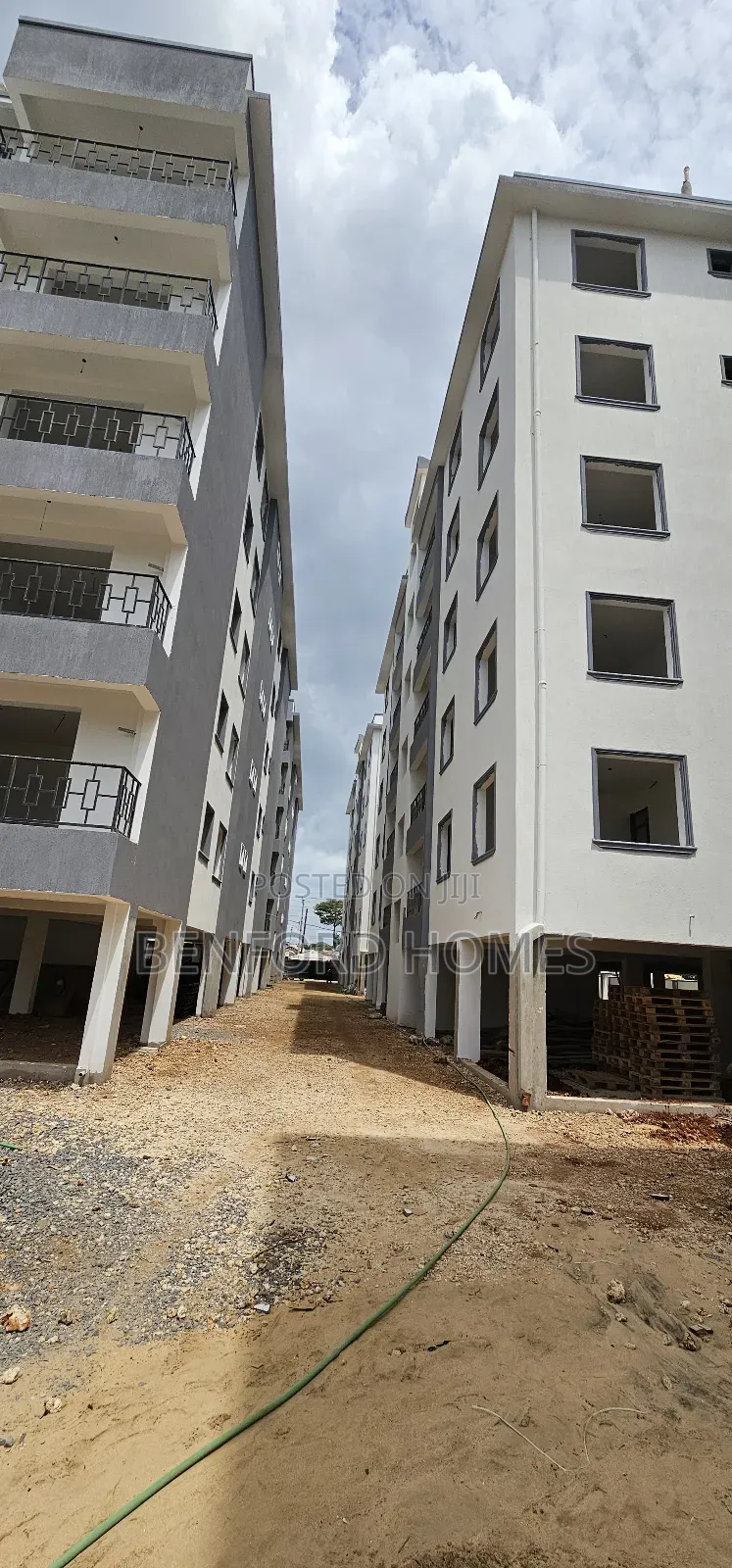 3bdrm Apartment in Nyali for sale in Nyali Mkomani