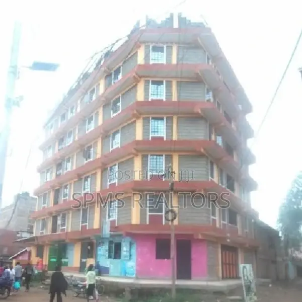 Studio Apartment in Gate C for sale in Gate B