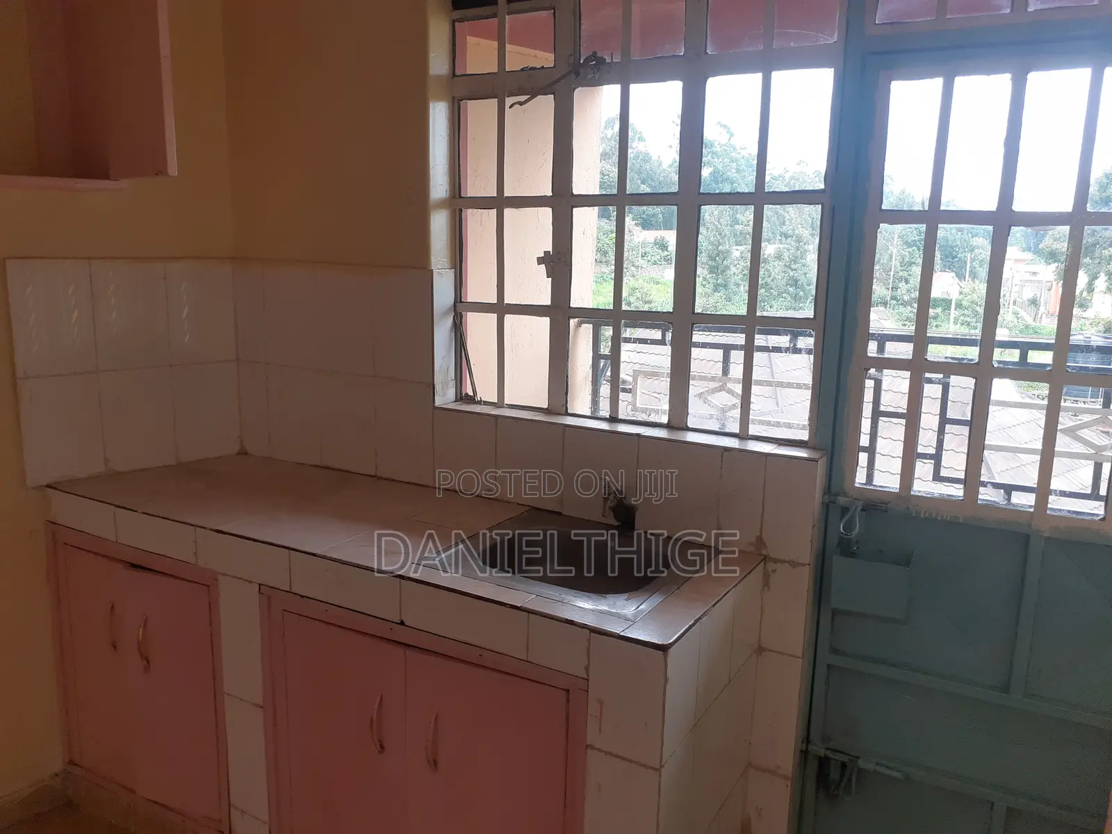 2bdrm Apartment in Zambezi/Sigona for rent in Zambezi/Sigona