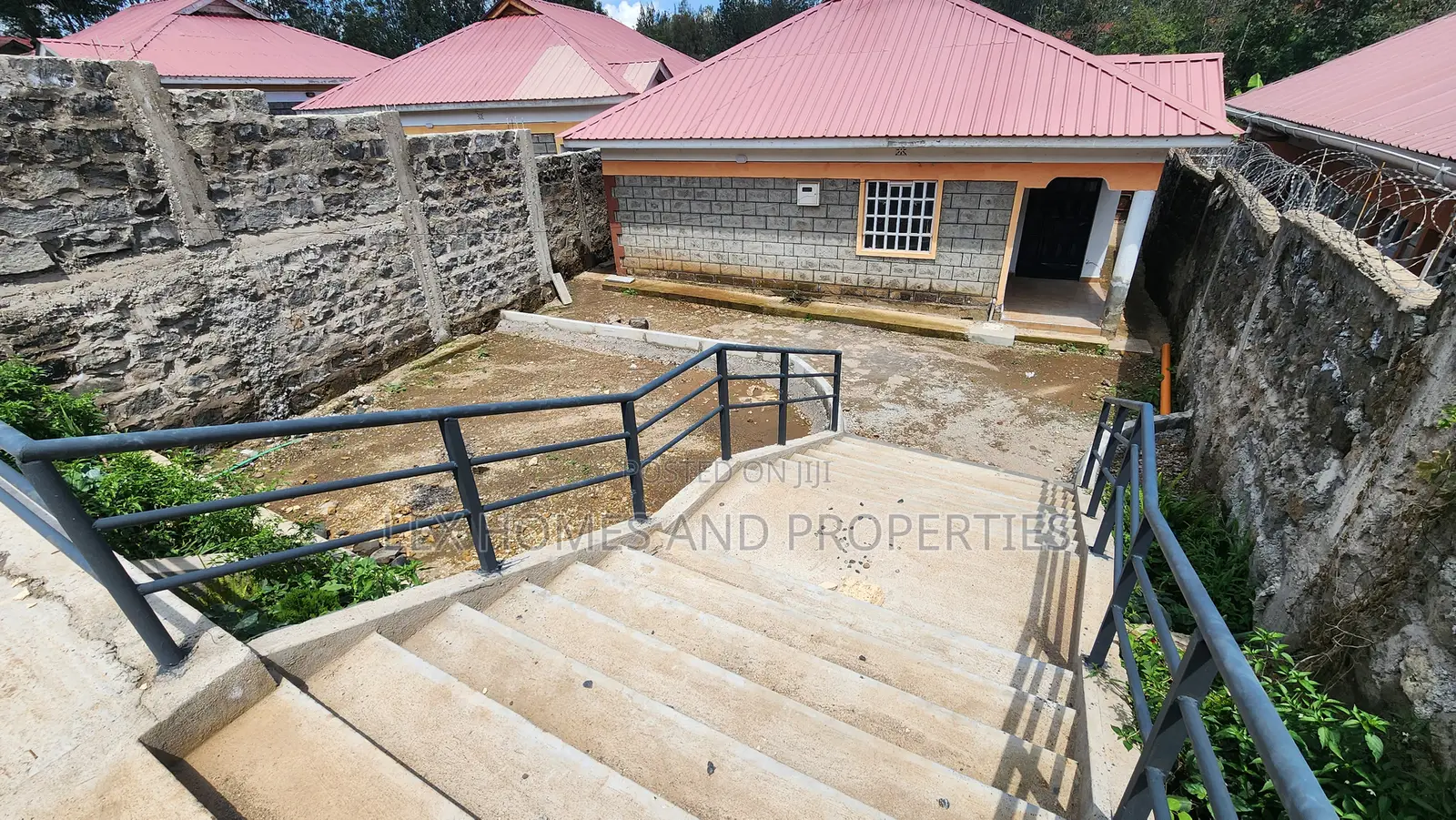 3bdrm Bungalow in Rimpa for sale in Rimpa
