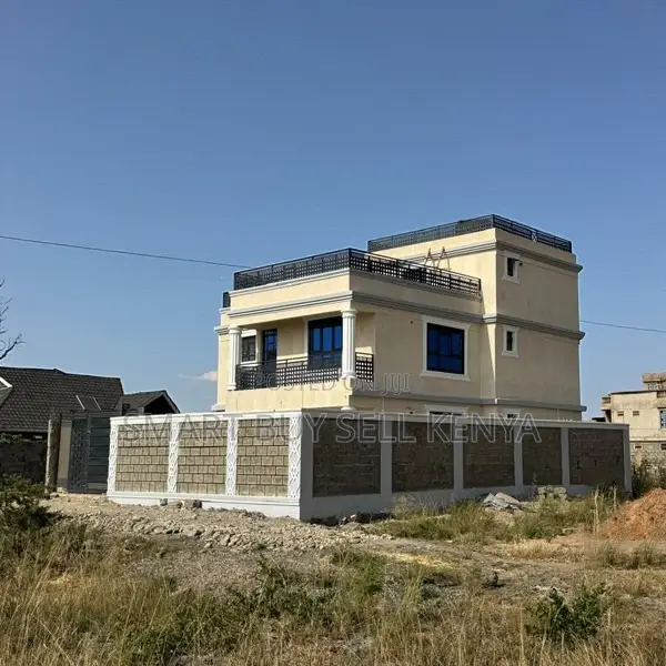5bdrm Maisonette in Kamakis for sale in Kamakis