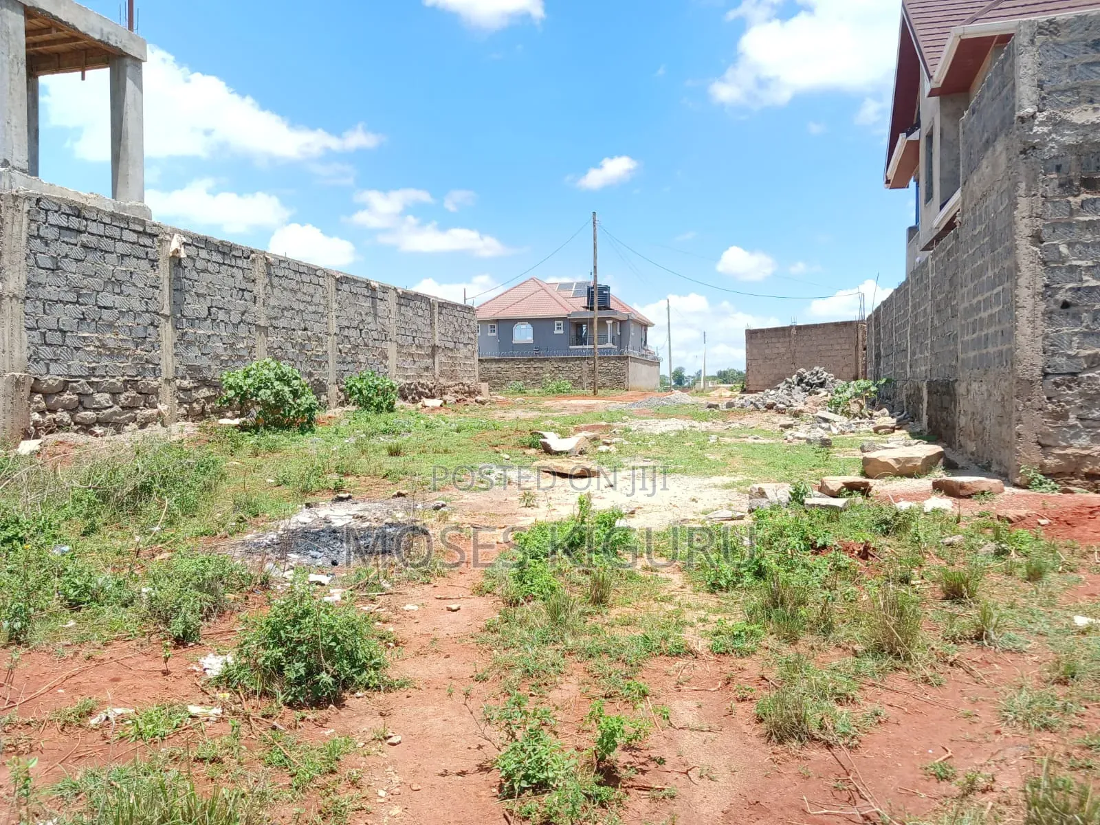 Tola 40x80 Plots. in Ngoingwa Estate