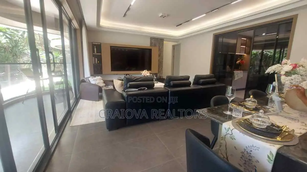 3bdrm Apartment in Muthangari for sale in Muthangari