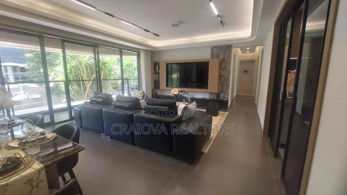 3bdrm Apartment in Muthangari for sale in Muthangari