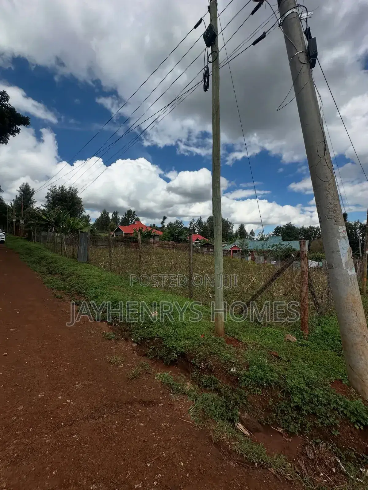 1/4 Plot for Sale in Thindigua,Off Kiambu Rd at KSHS 20m in Thindigua/Kasarini