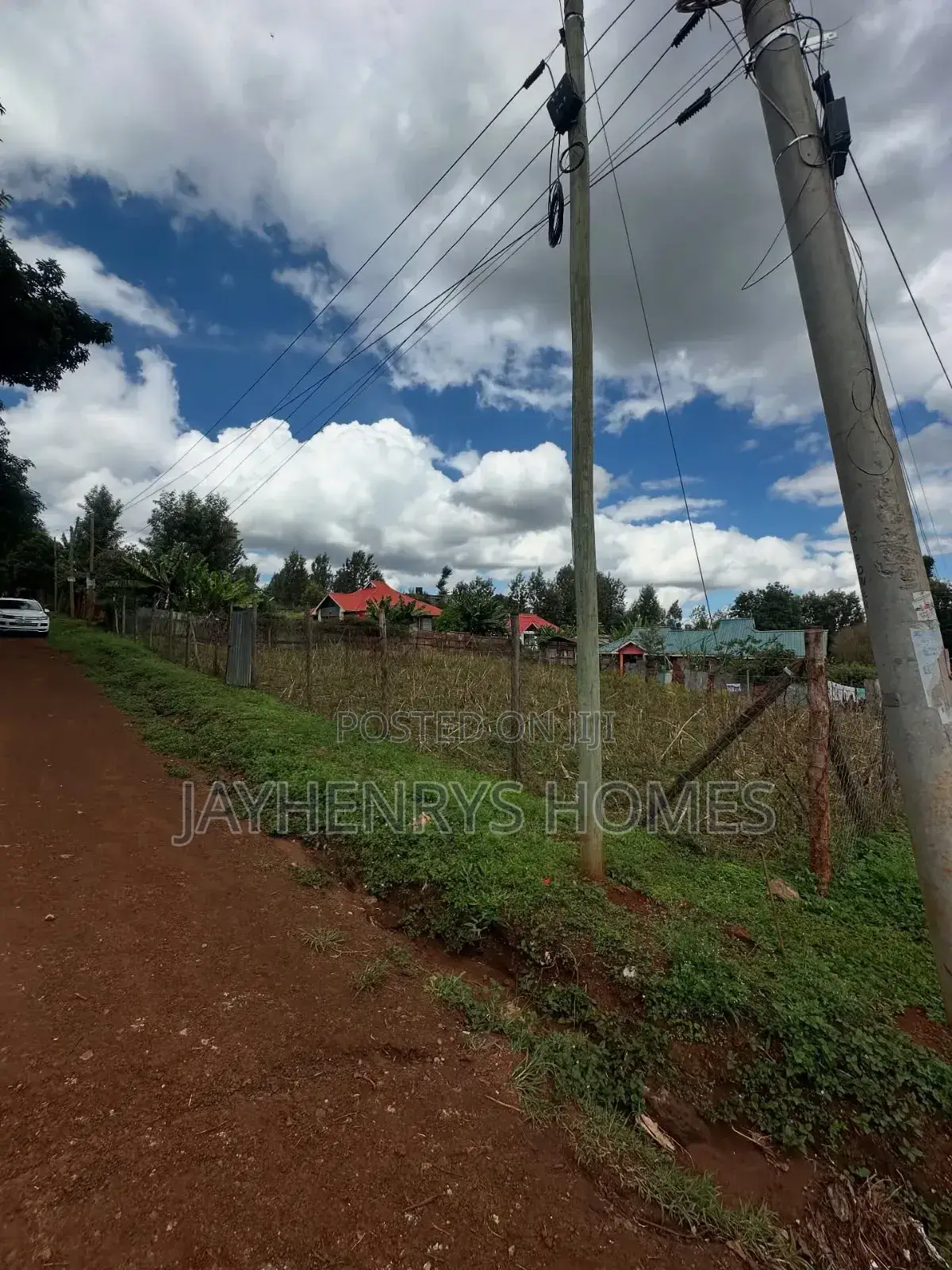 1/4 Plot for Sale in Thindigua,Off Kiambu Rd at KSHS 20m in Thindigua/Kasarini