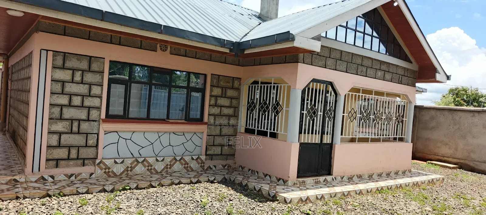Nyeri Kiamwathi 3 Bedrooms House in Ruringu
