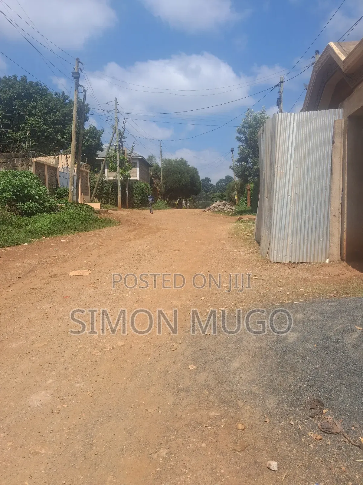 Marurui 40x90 R/Soil Plot,Perimeter Wall Ready Title Ideal for Flats in Roysambu