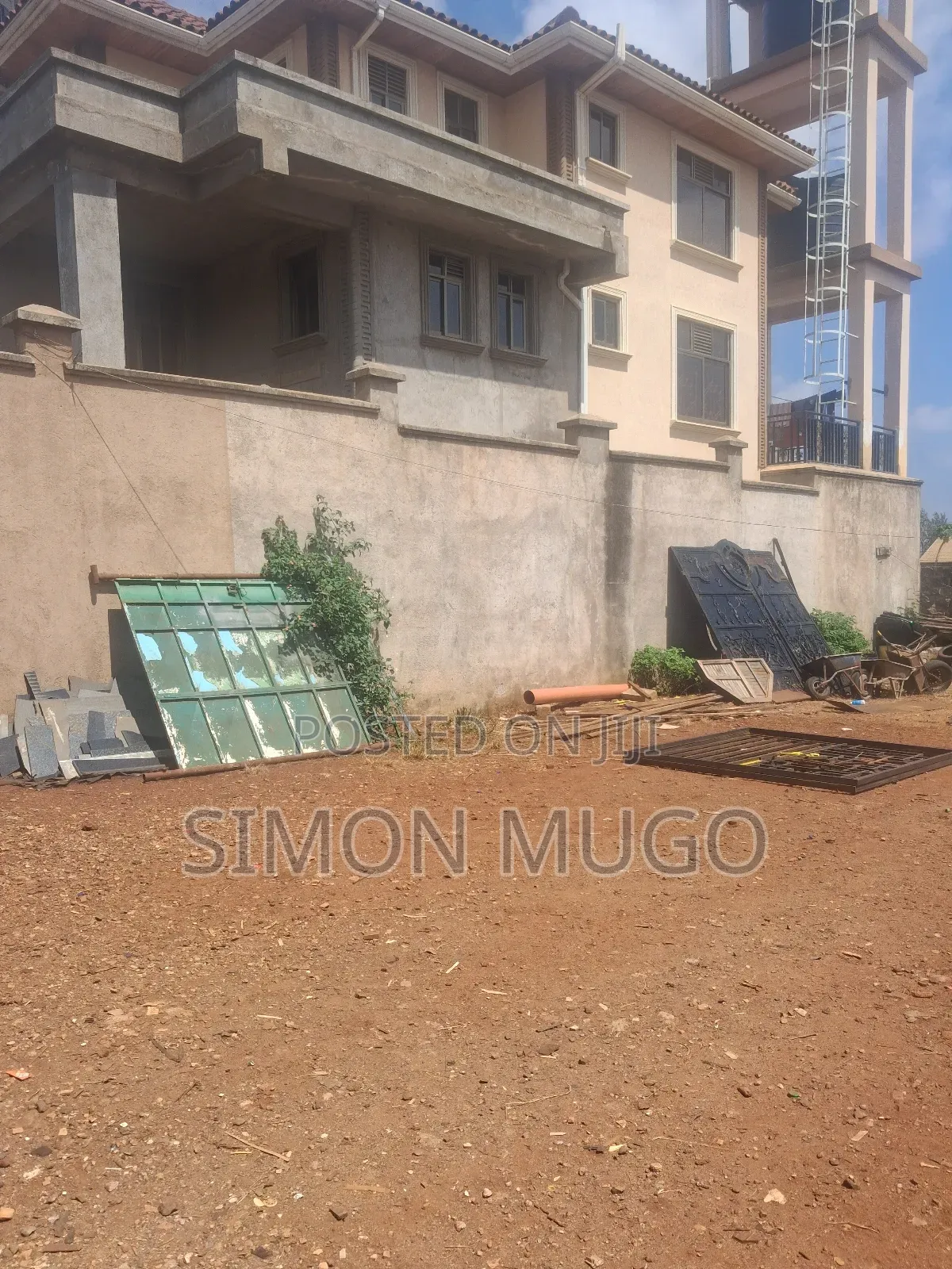 Marurui 40x90 R/Soil Plot,Perimeter Wall Ready Title Ideal for Flats in Roysambu