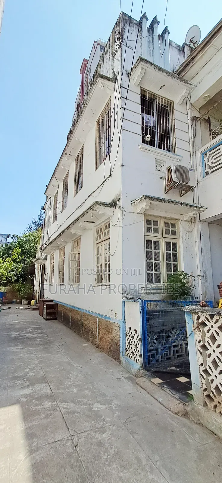 4bdrm Block of Flats in Mombasa Cbd, Moi Avenue (Msa) for sale in Moi Avenue (Msa)