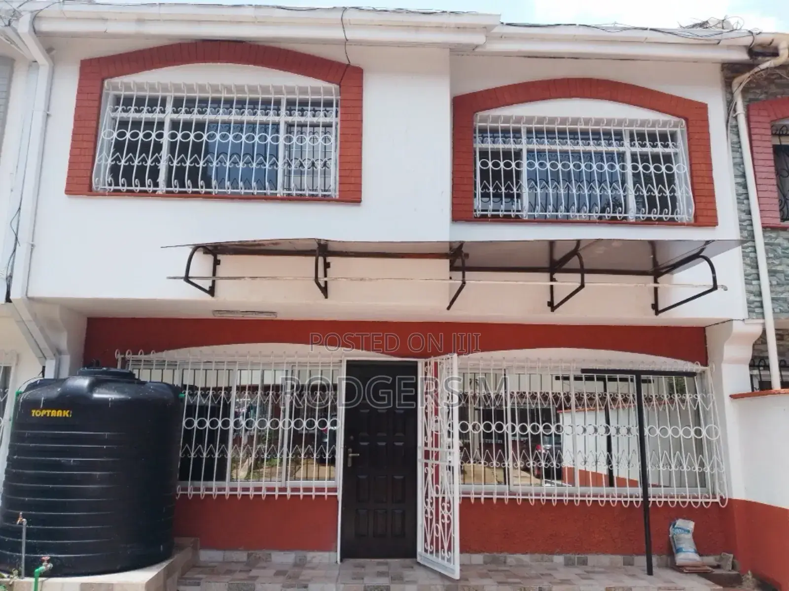 3bdrm Townhouse / Terrace in Raphta Road Area for rent in Raphta Road Area