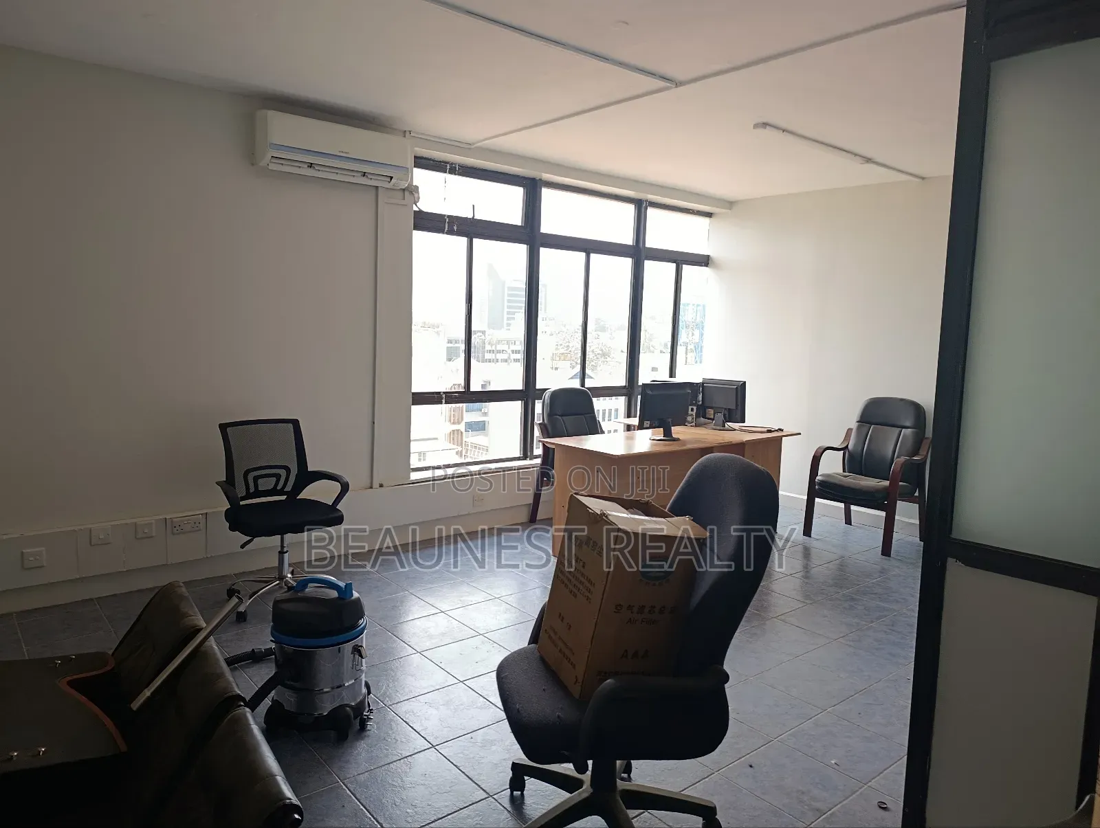 Executive Office to Let in Spring Valley