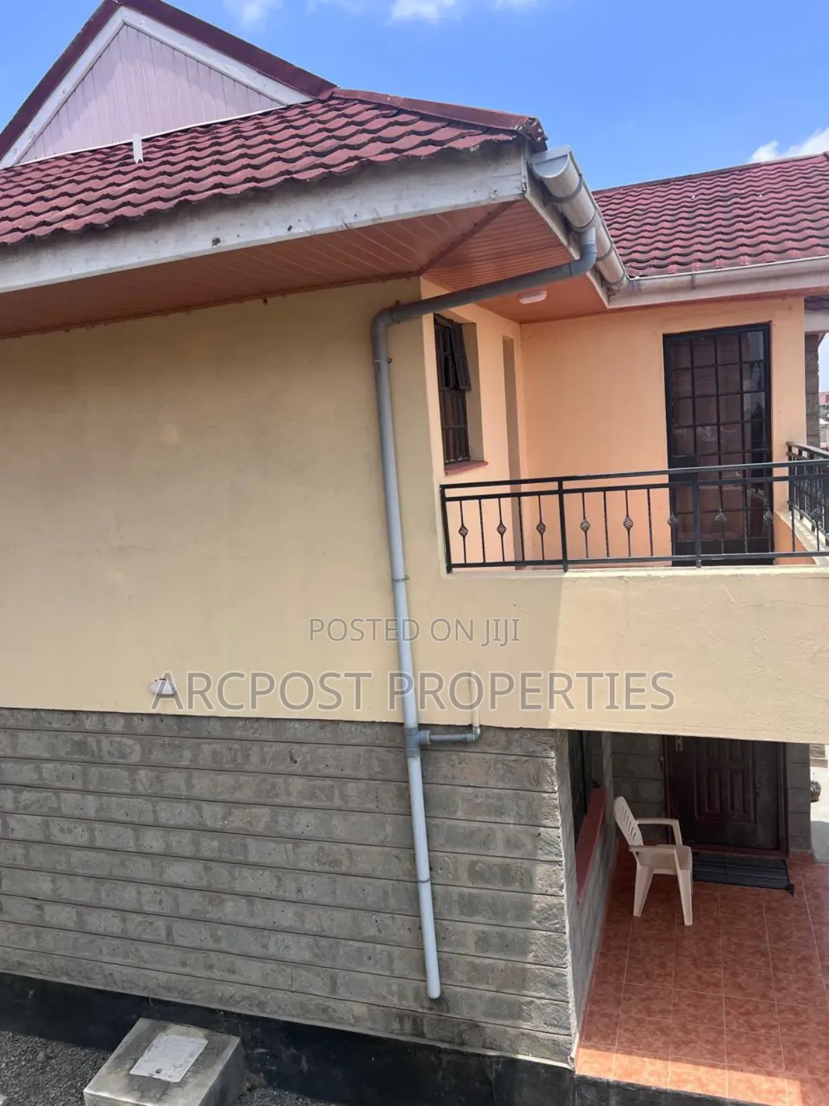 4bdrm Maisonette in Hotel 67 Area for sale in Hotel 67 Area