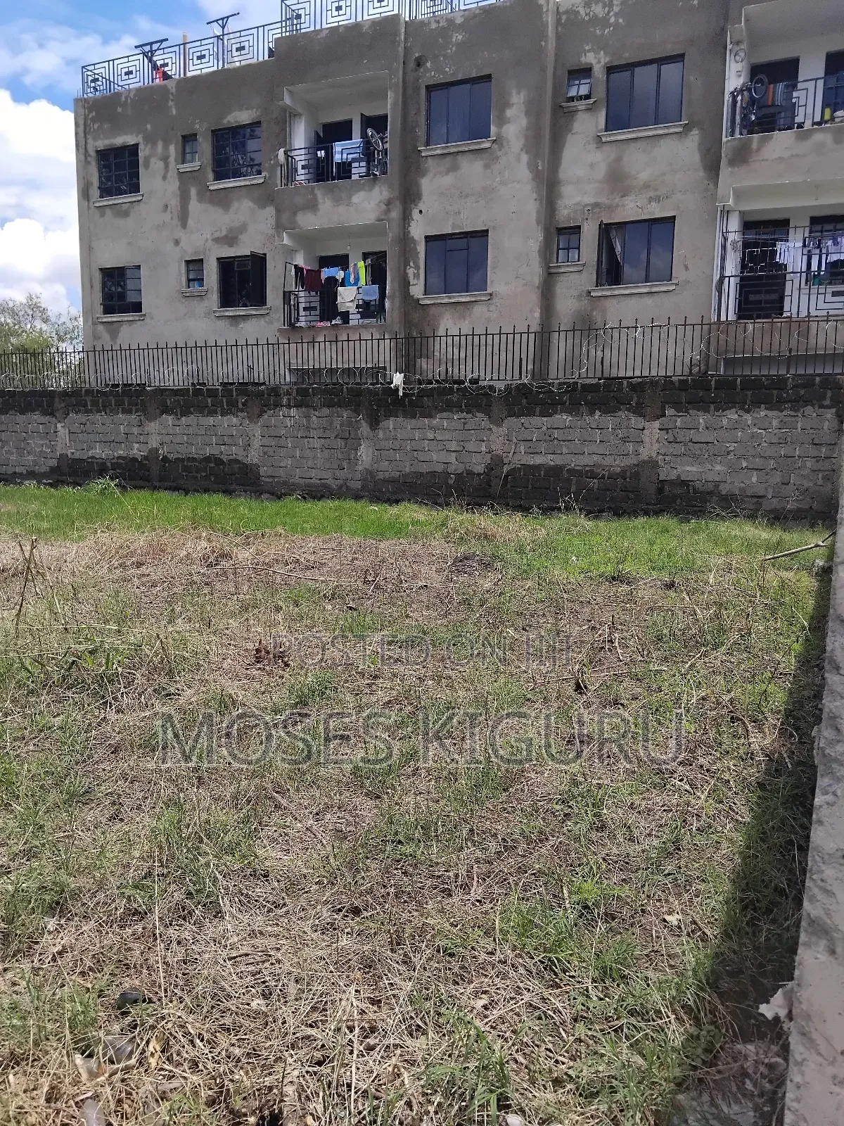 Kamakis 50x100 Plot Plus Perimeter Wall. in Kamakis