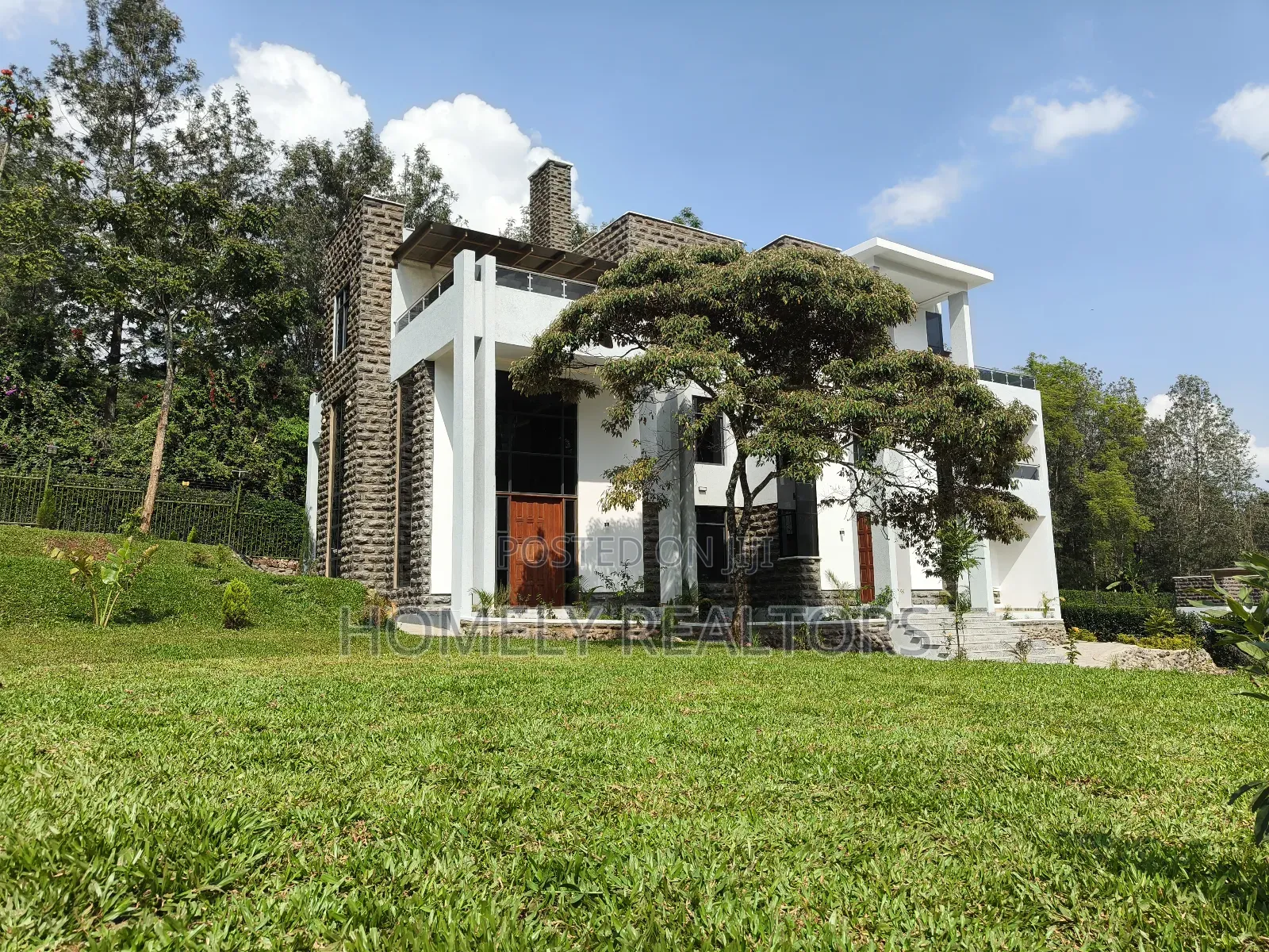 6bdrm Maisonette in Karen, Nairobi for sale in Karen C