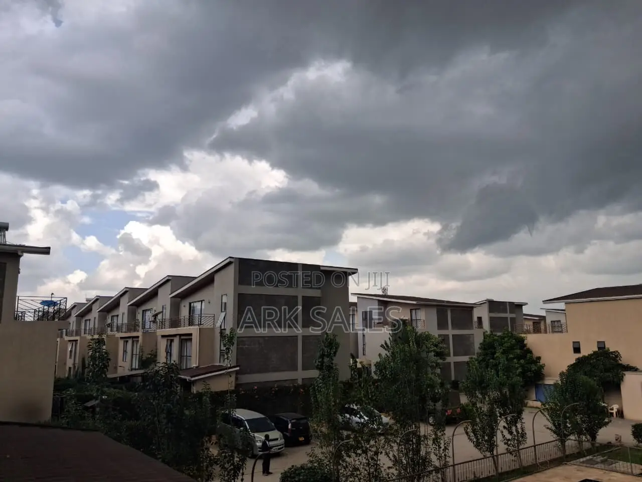 6bdrm Duplex in Firfield Estate, Hotel 67 Area for sale in Hotel 67 Area