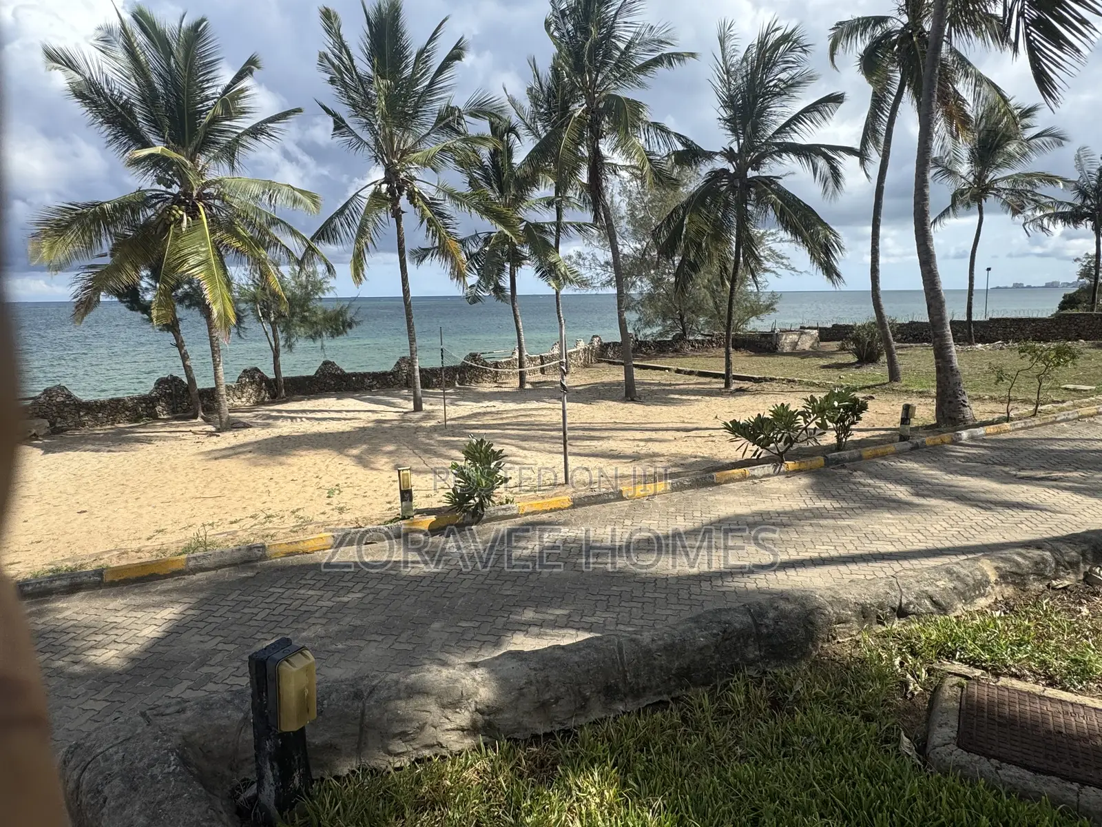 3 Br Beach Front in Mombasa in Shanzu