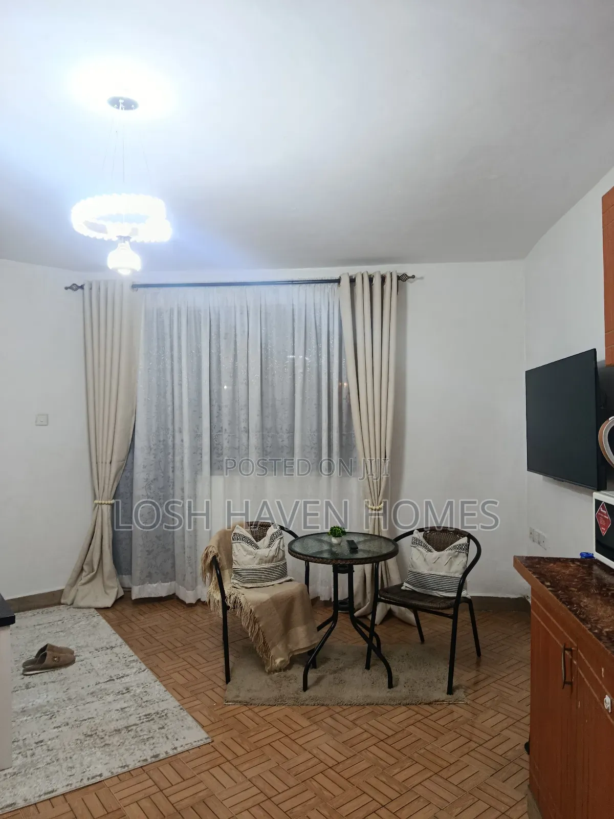 Morden,Clean and Cozy Studio BNB Nairobi Roysambu TRM Drive Kasarani in Roysambu