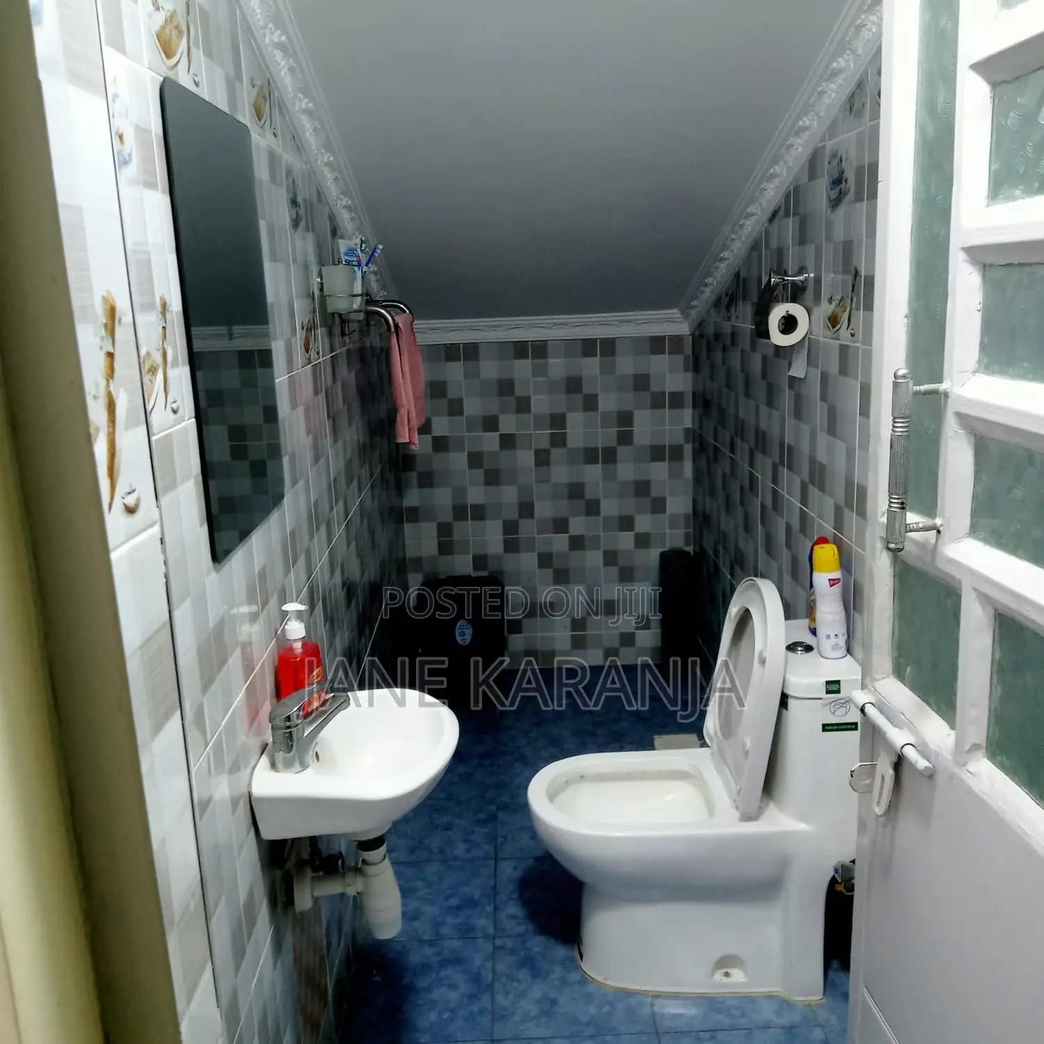 Furnished 5bdrm Mansion in Zambezi for sale in Zambezi/Sigona