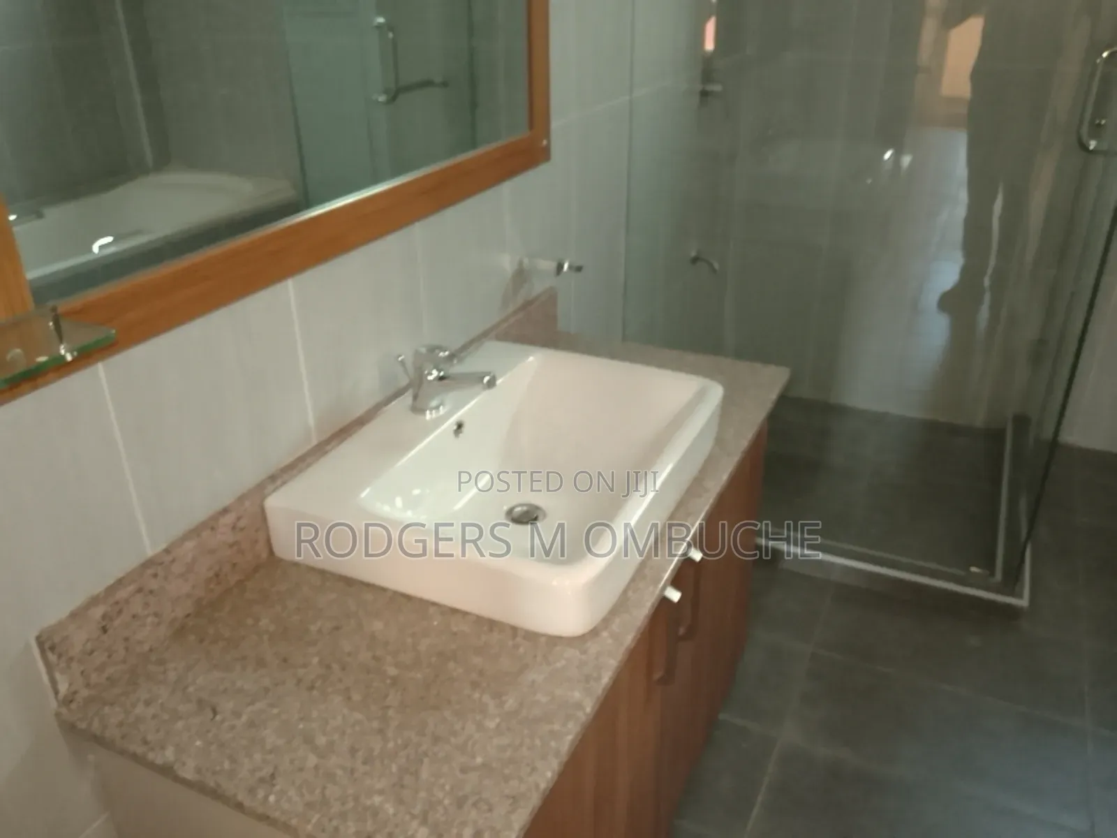 4bdrm Apartment in State House Area for rent in State House Area