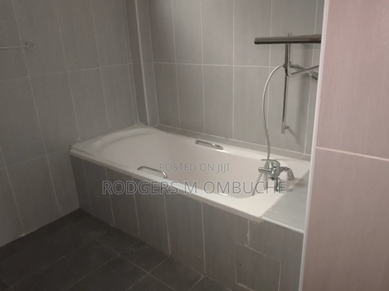 4bdrm Apartment in State House Area for rent in State House Area