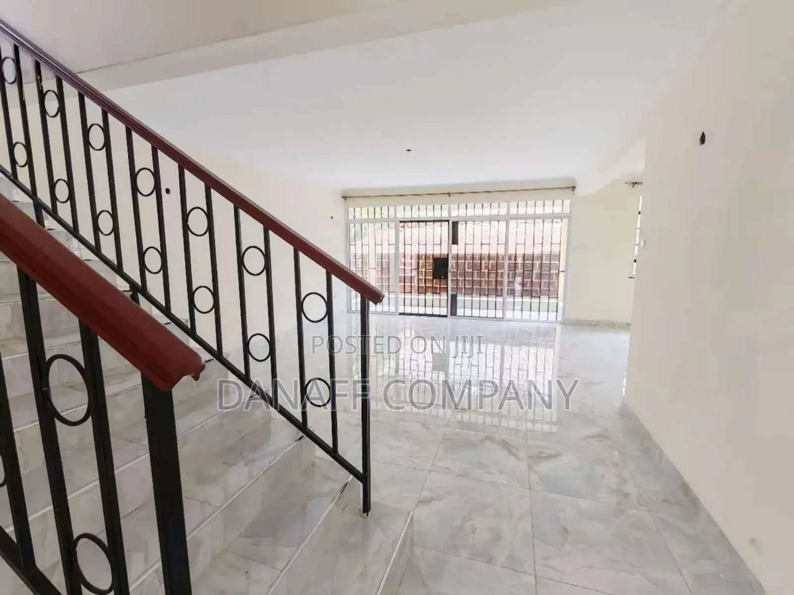 4bdrm Maisonette in Kadeya Villas, Oluulua for sale in Oluulua