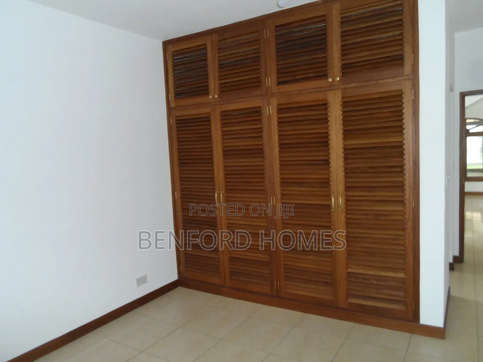 4bdrm Villa in Nyali Mombasa for sale in Nyali Mkomani