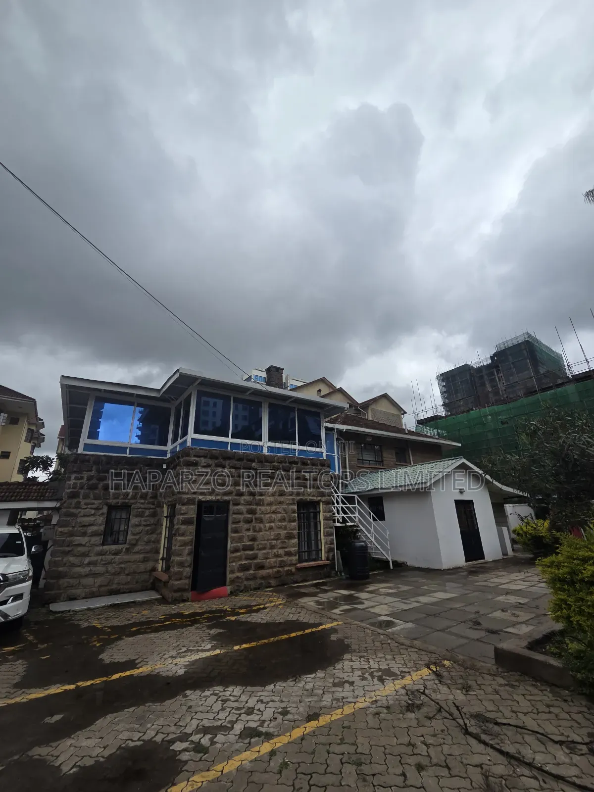 Office to Let in Kilimani in State House Area