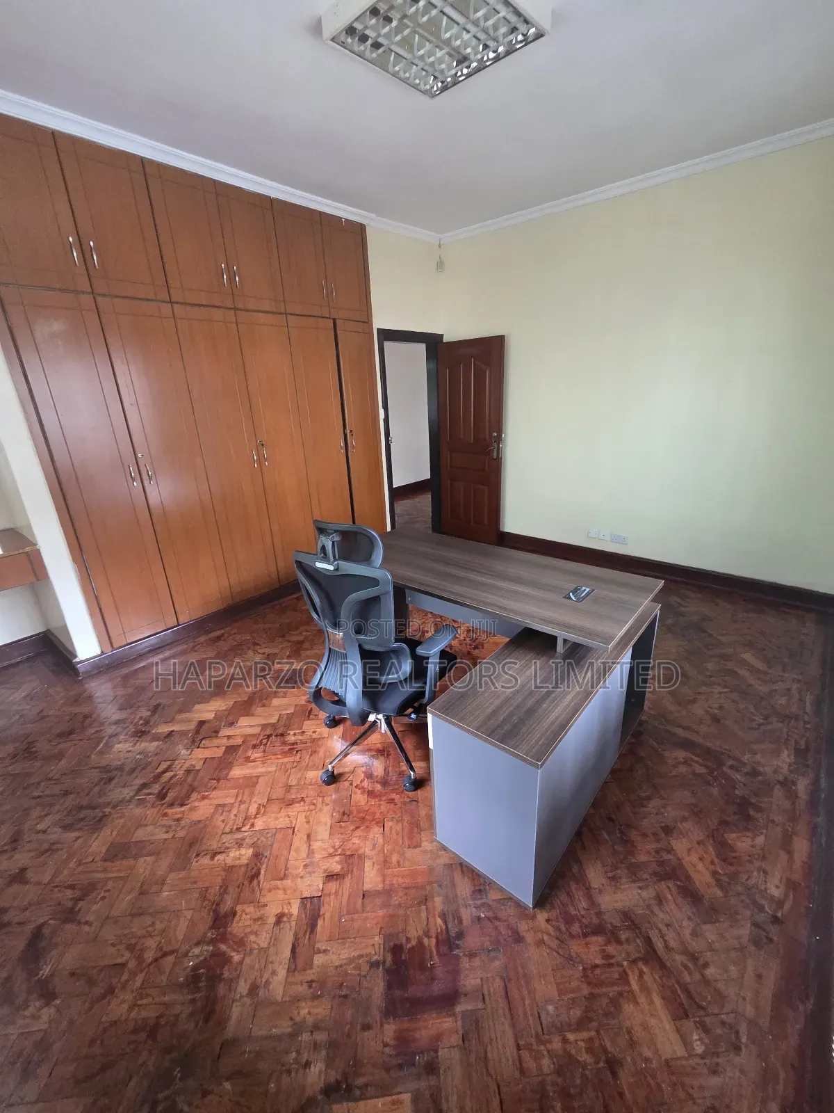 Office to Let in Kilimani in State House Area