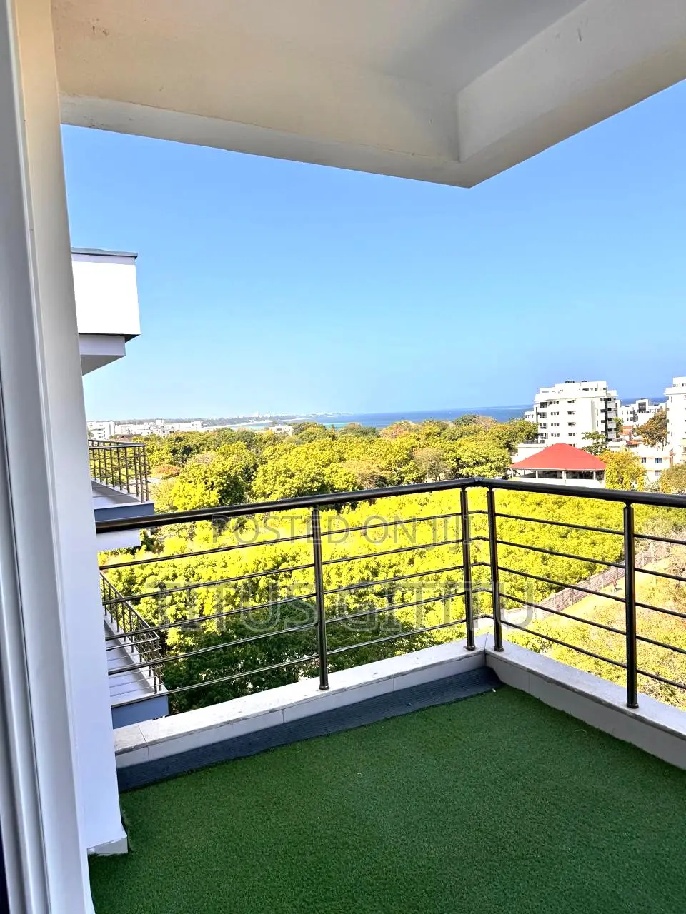 Beachview 2 Bedroom Nyali | Ac All Rooms | Sea View | Walk to Beach | in Nyali Mkomani