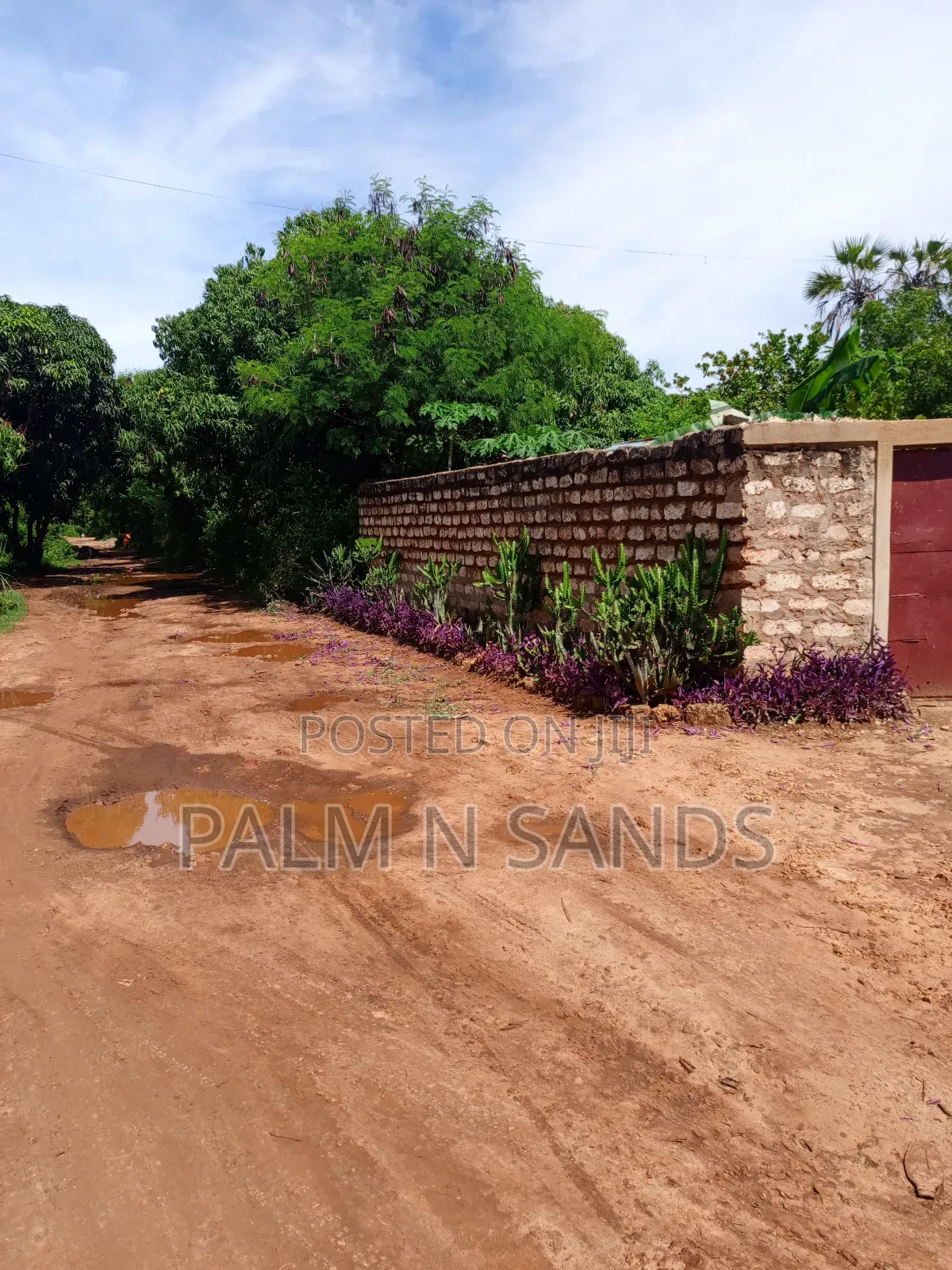One Acre Villa Mandhari Area Diani on Sale! in Diani