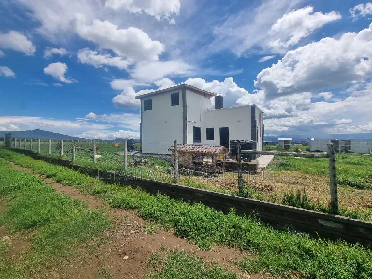 3 Bedroom Mansionette in Mirera Resting in a 3/4 Acre of Land in Lake View
