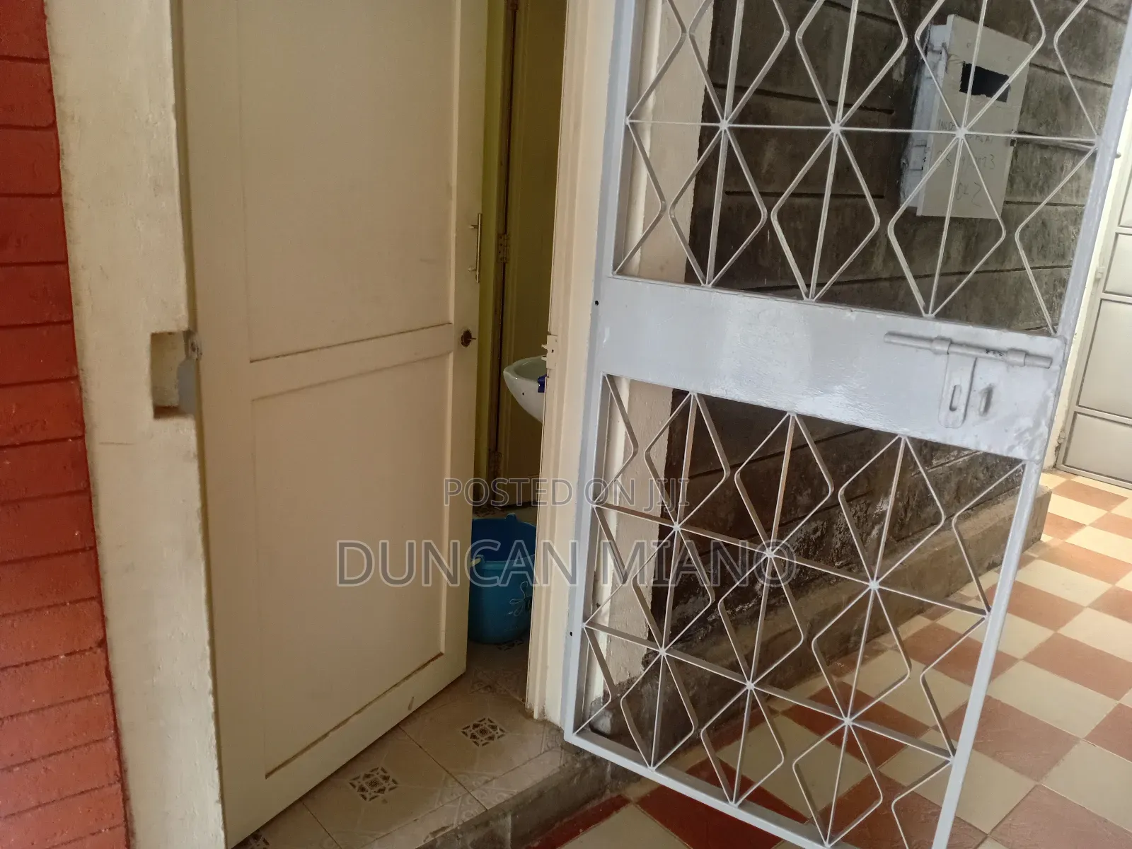 1bdrm Bedsitter in South C for rent in South C