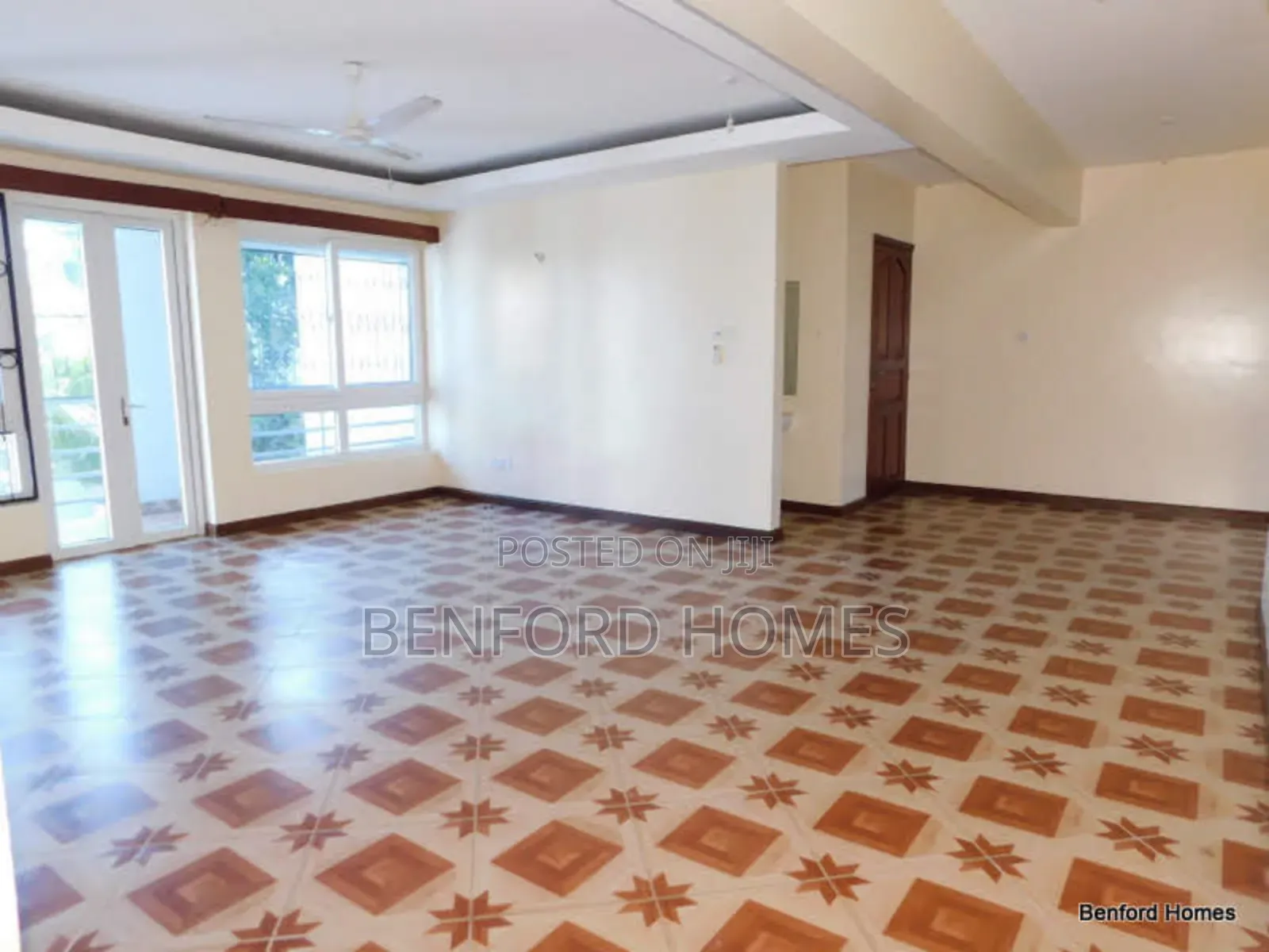 3bdrm Apartment in Nyali City Mall for rent in Nyali Mkomani