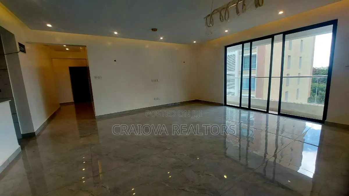 4bdrm Apartment in Parklands/Highridge for sale in Parklands/Highridge