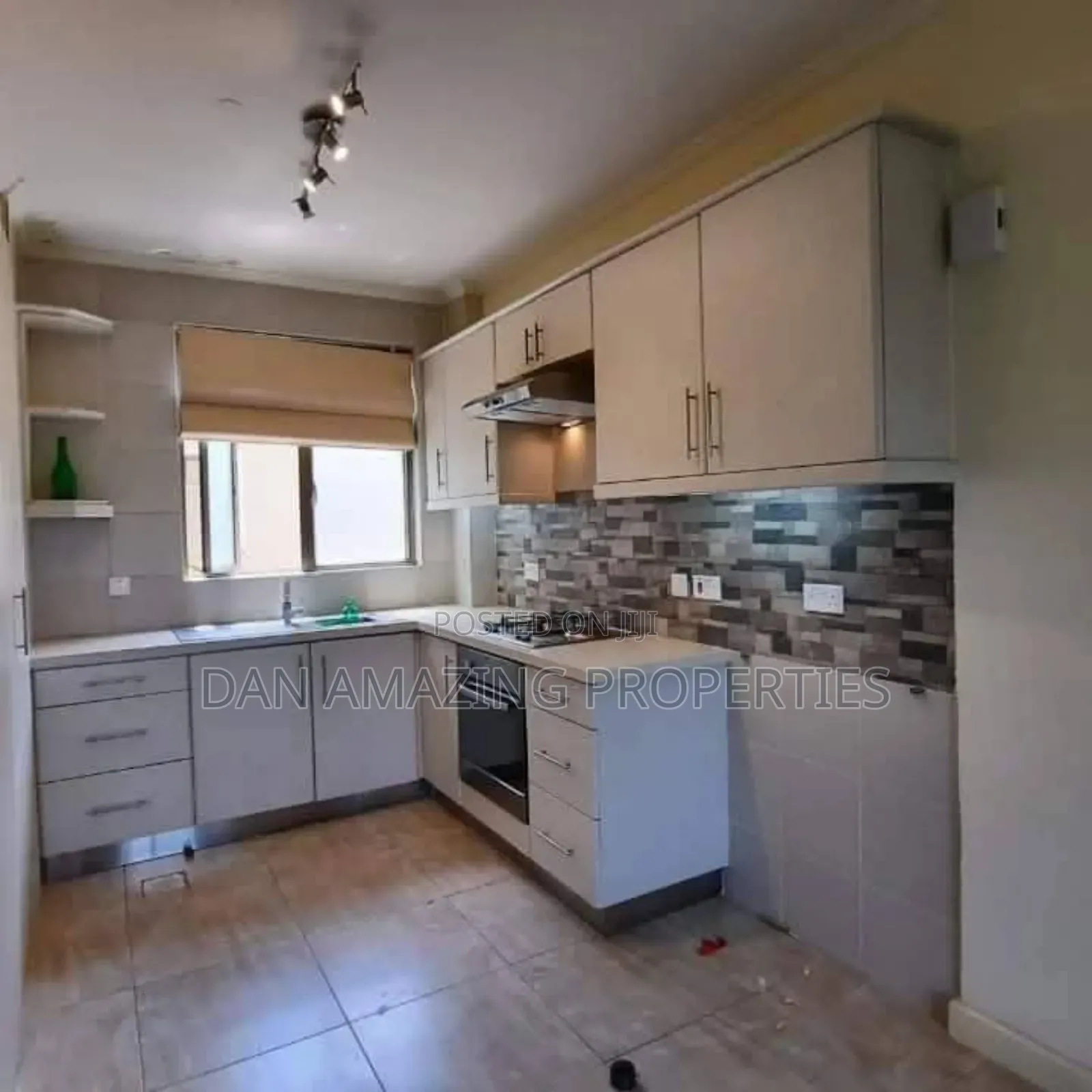 1bdrm Penthouse in Ngong Rd, Lenana for rent in Lenana