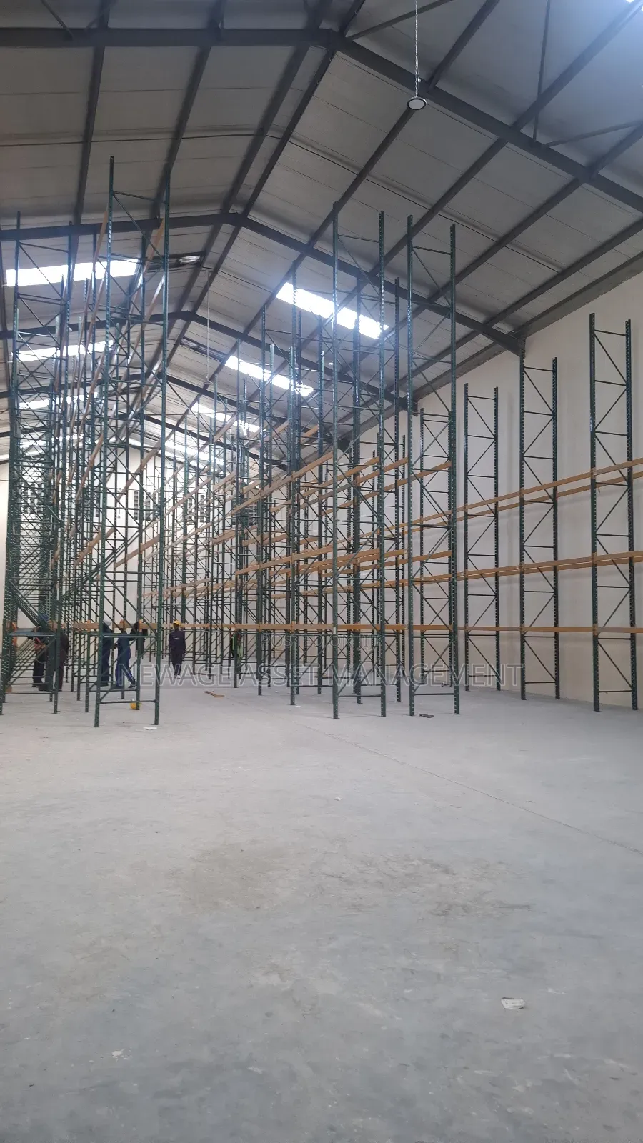 Godowns to Let Along Mombasa Road With a Racking System in Mombasa Road