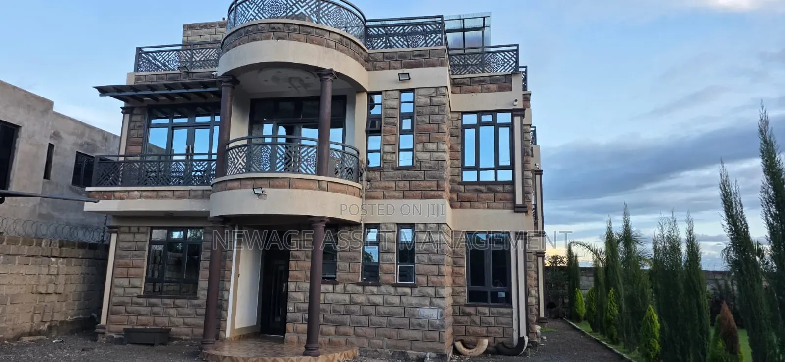 6bdrm Mansion in Katani for sale in Katani