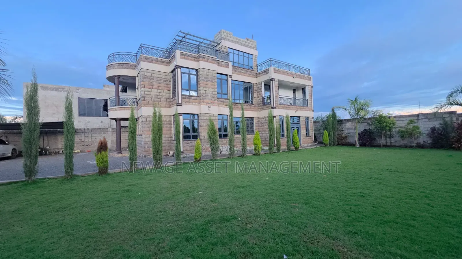 6bdrm Mansion in Katani for sale in Katani