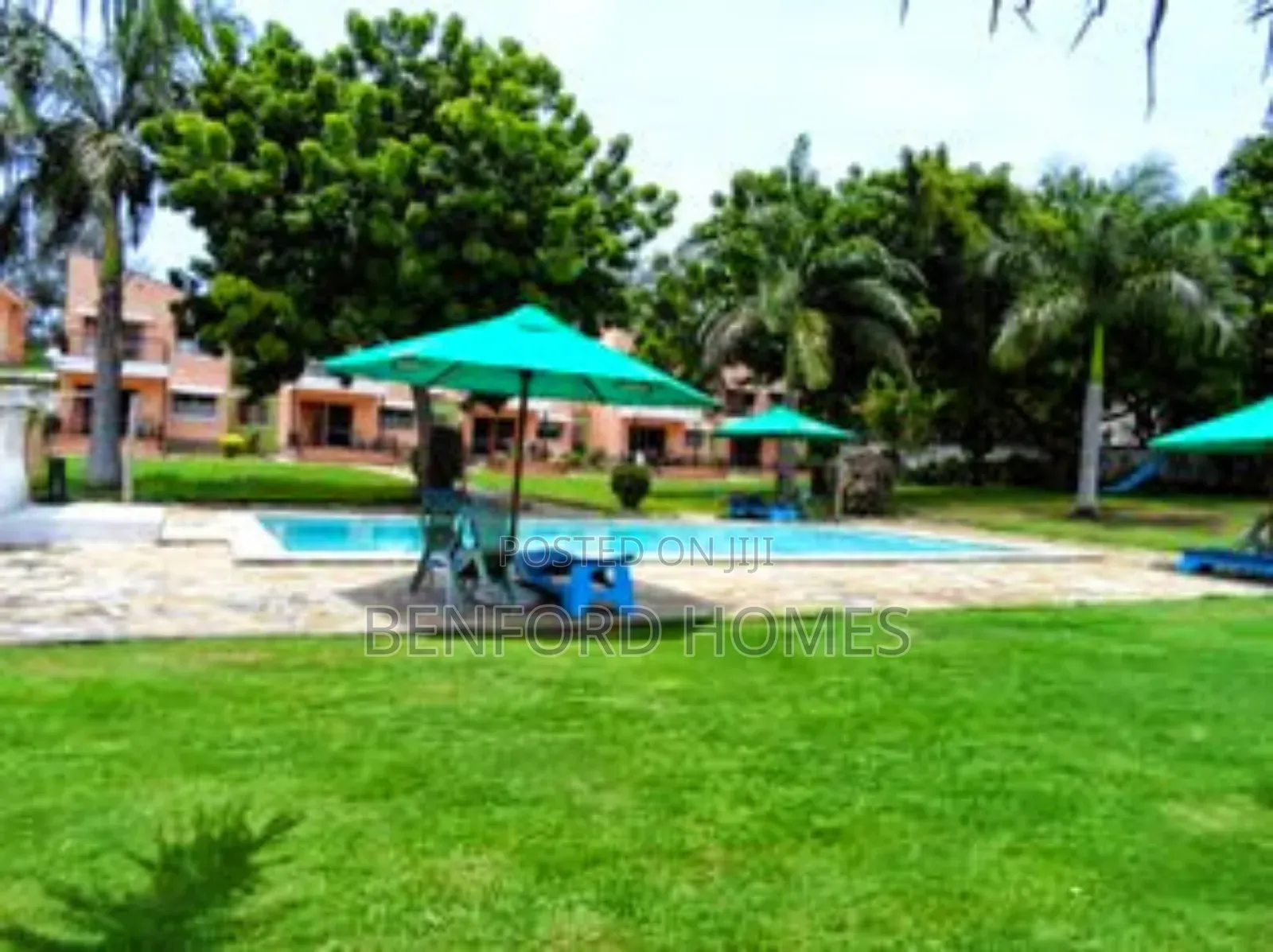 Min Hotel on Sale Nyali Walking Distance to the Beach-Benford Homes in Nyali